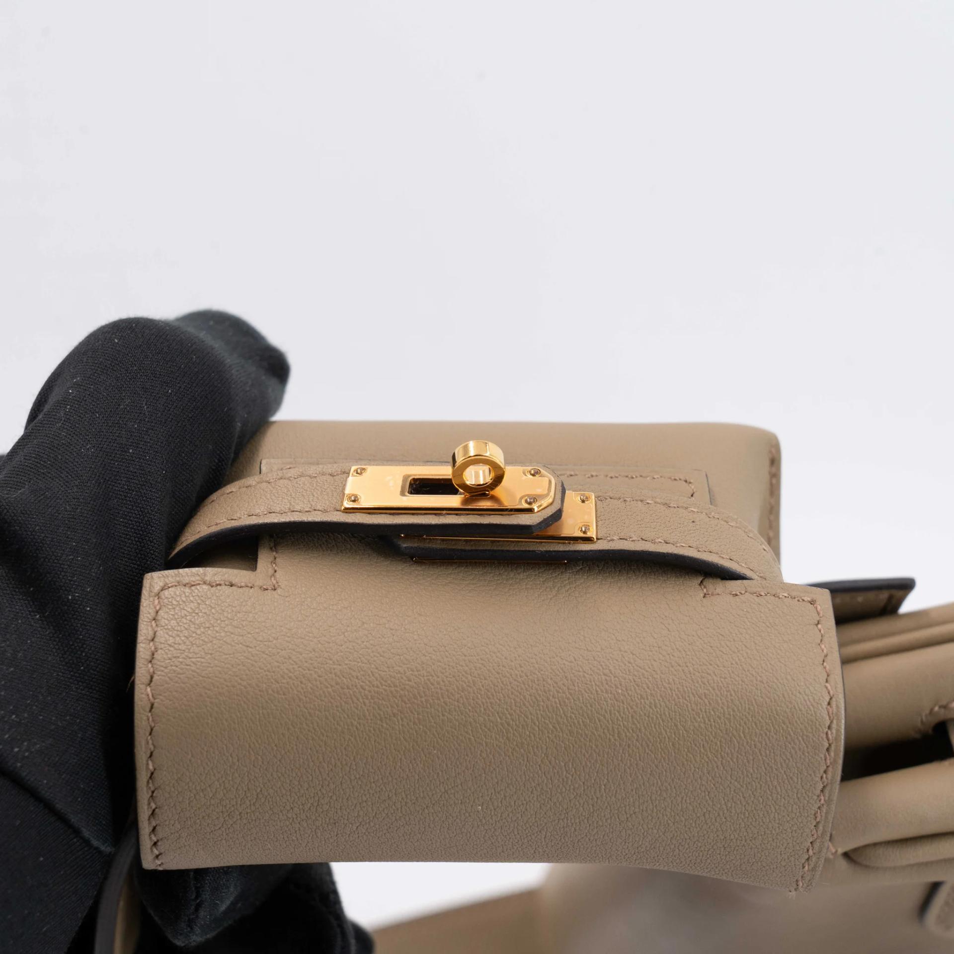 Excellent ( Rank SA ) HERMÈS Kelly Moove Beige Marfa (8Q) Swift Gold hardware W (2024) - 25