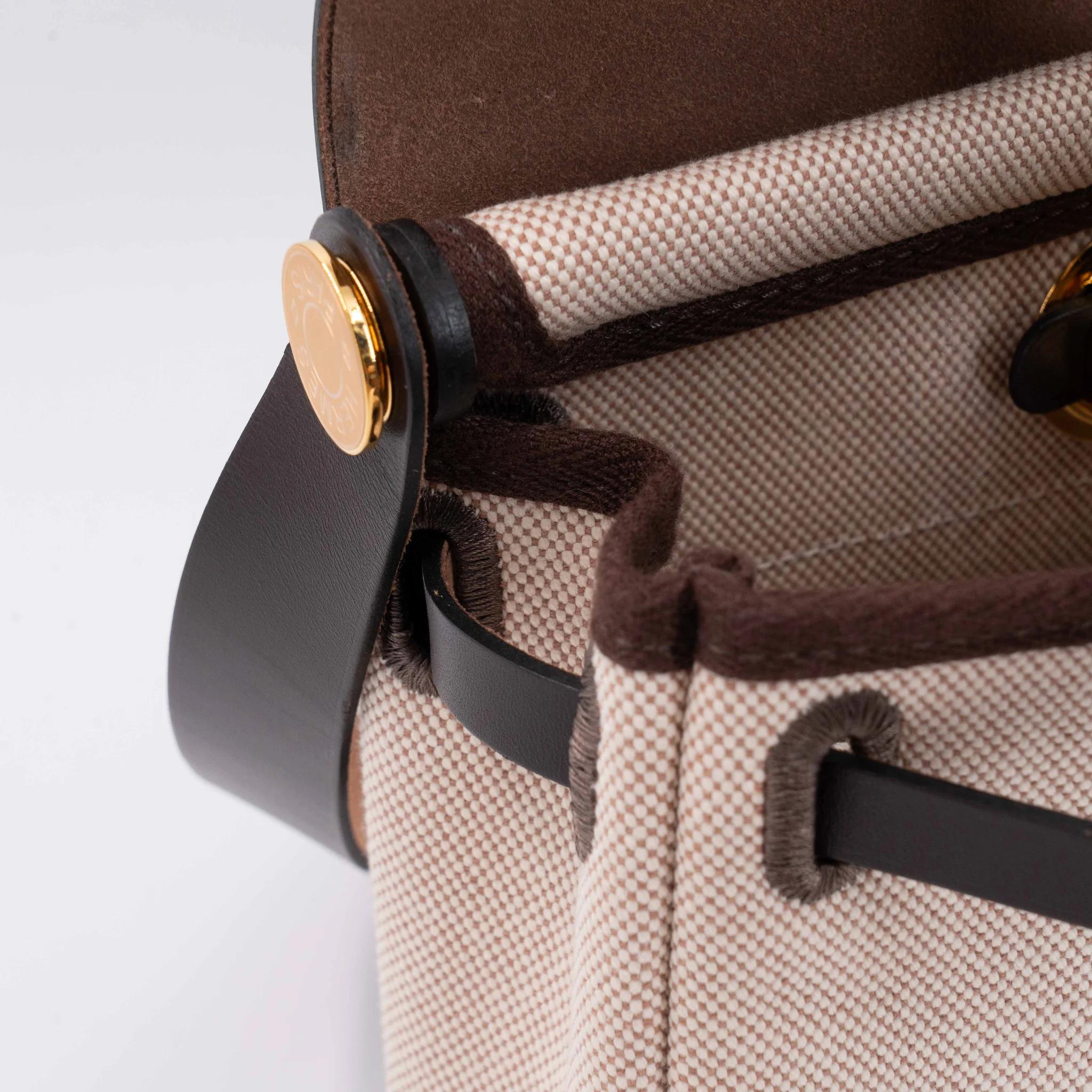 Very Good ( Rank A) HERMÈS Herbag Zip Mini 20 Ebene (46) Vache Hunter Toile H canvas Gold hardware W (2024) - 27