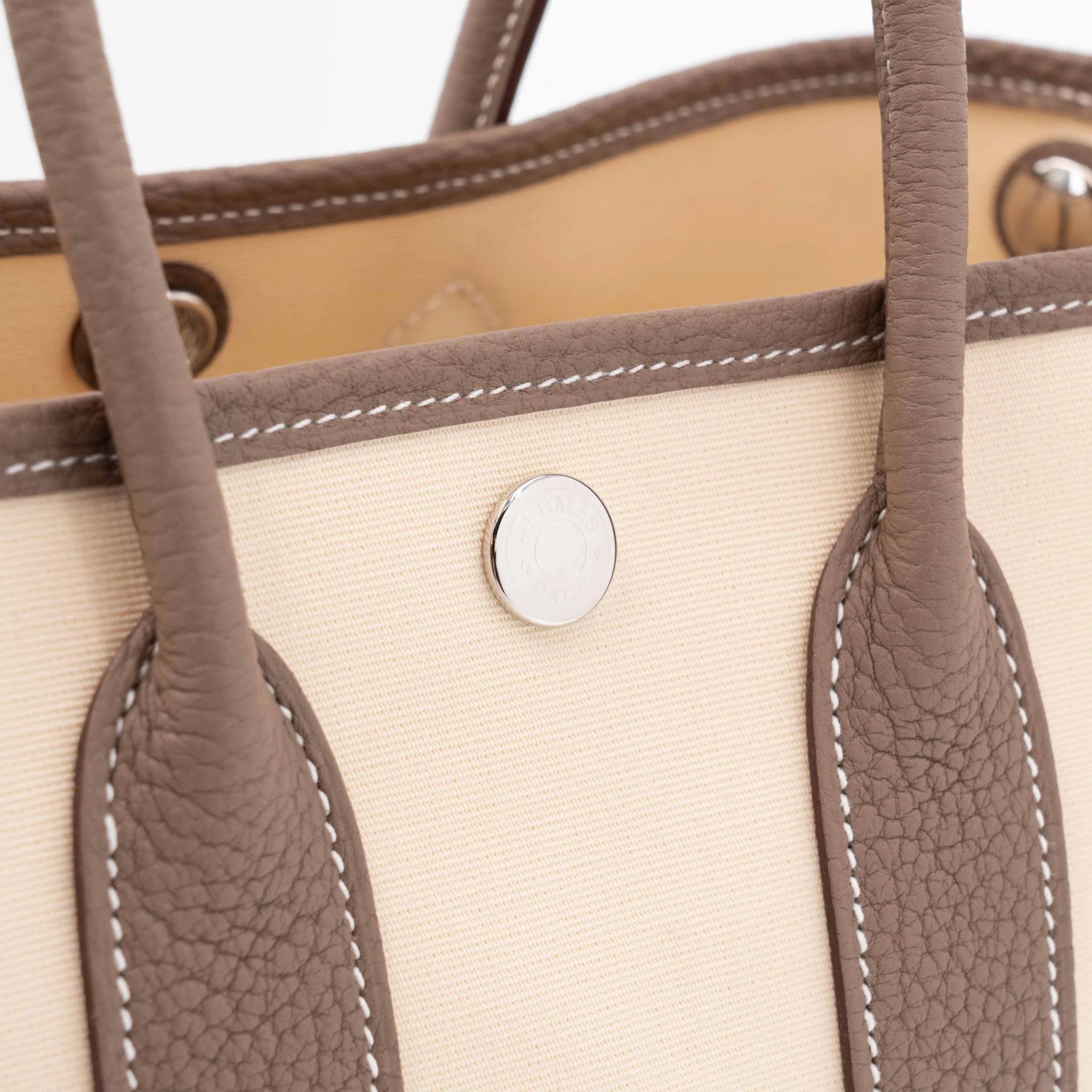 全新 HERMÈS 爱马仕 Neo Garden Party 23 花园 18 大象灰 Etoupe Y1 香草色 Vanille Toile Officier 帆布 Negonda皮 银扣 G刻 2026年 - 6