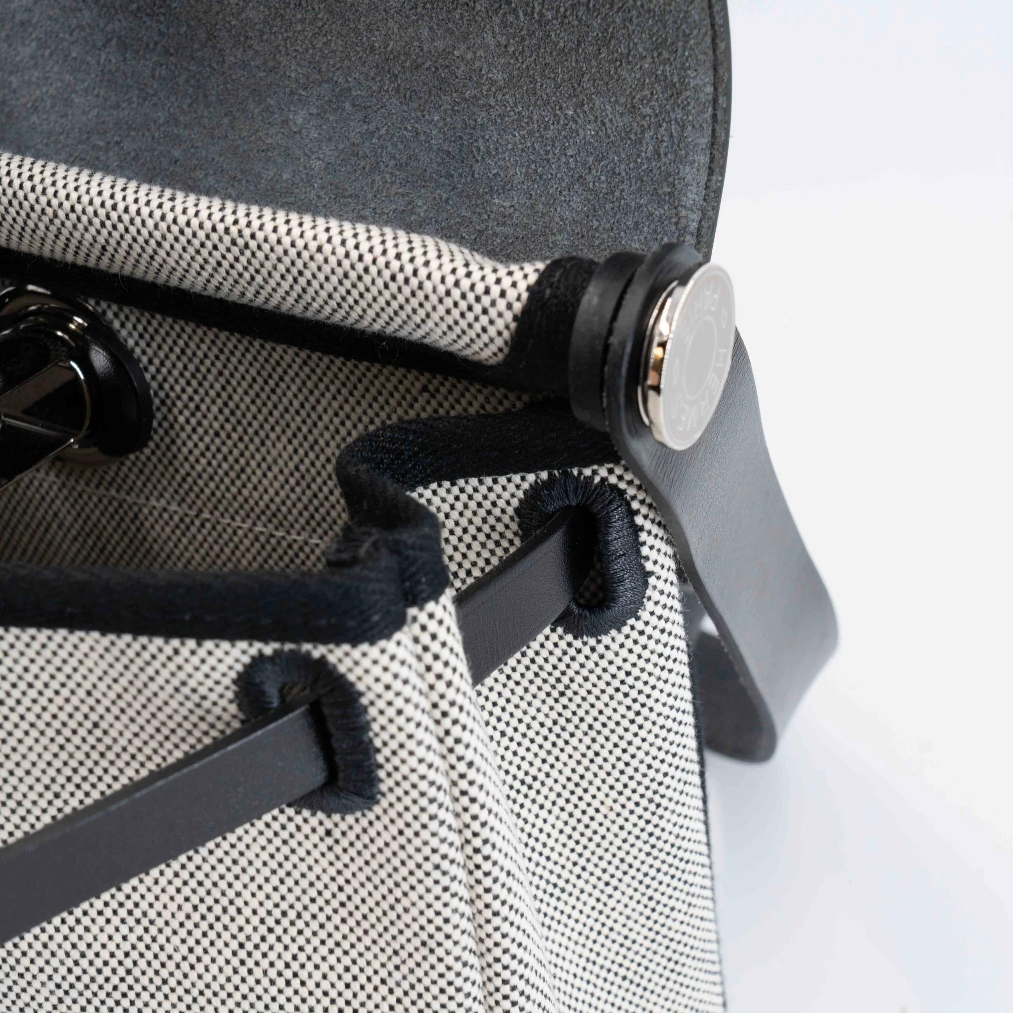 Excellent ( Rank SA ) HERMÈS Herbag Zip Mini 20 Noir (89) Vache Hunter Toile H canvas Palladium hardware K (2025) - 25