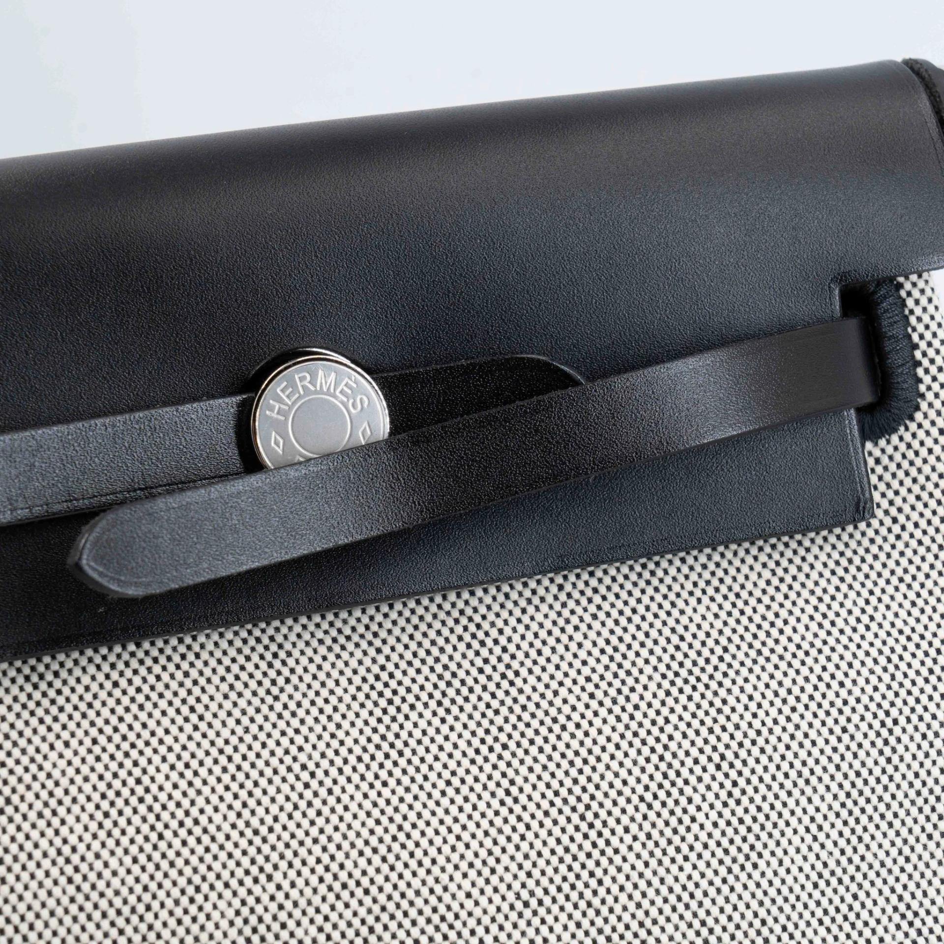 Excellent ( Rank SA ) HERMÈS Herbag Zip Mini 20 Noir (89) Vache Hunter Toile H canvas Palladium hardware K (2025) - 20