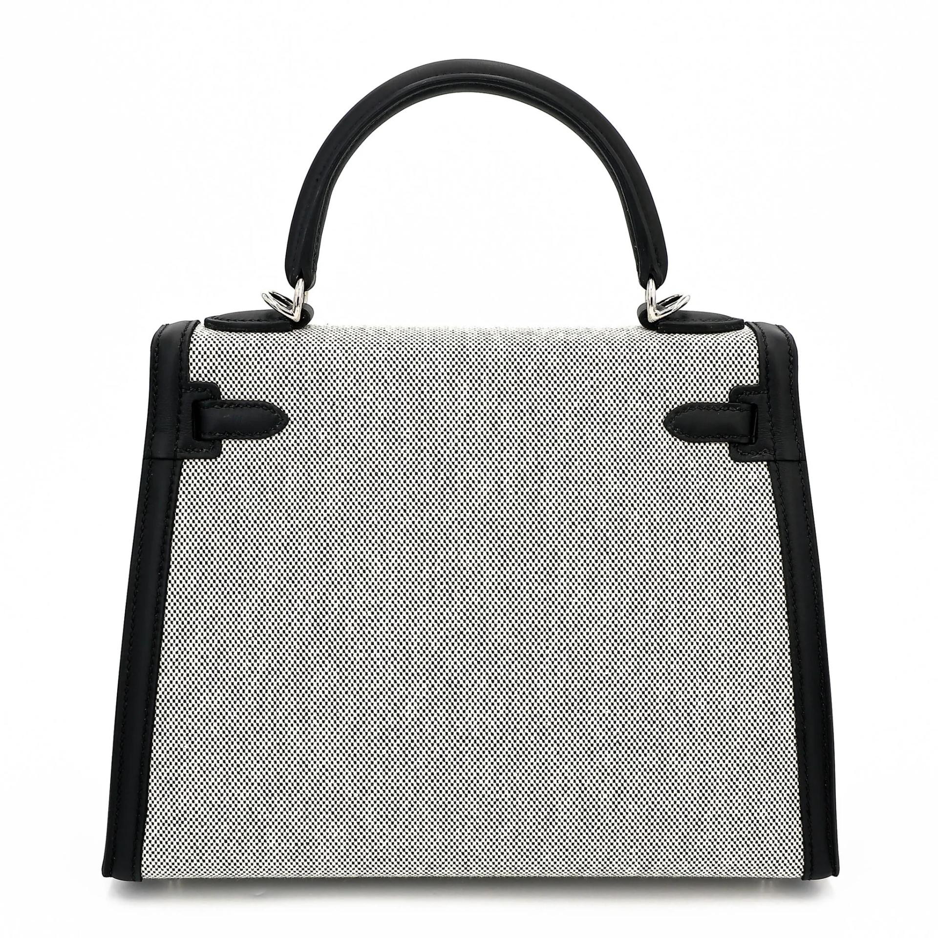 Kelly 25 Sellier Noir (89)
