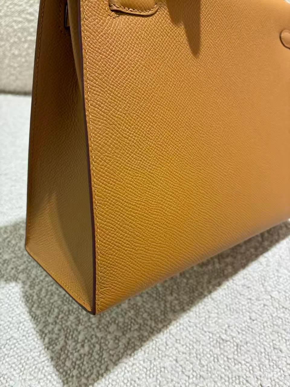 SA超美品 HERMÈS 爱马仕 Kelly 25 外缝 2S 芝麻色 Sesame Epsom牛皮 金扣 B刻 2023年 - 17