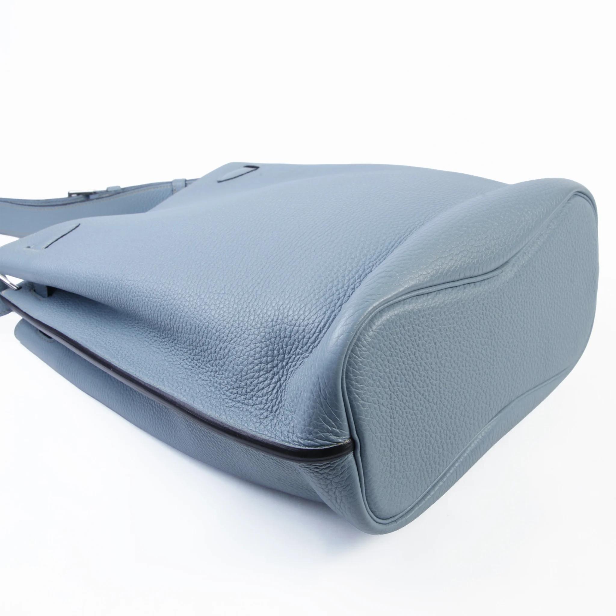 Very Good ( Rank A) HERMÈS So Kelly 26 Bleu Lin (J7) Clemence Palladium hardware Square Q (2013) - 6