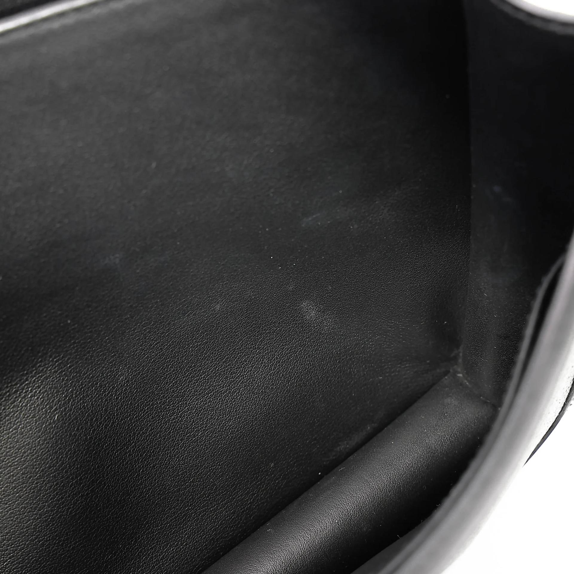 Very Good ( Rank A) HERMÈS Constance 24 Noir (89) Toile H canvas Swift Palladium hardware D (2019) - 31