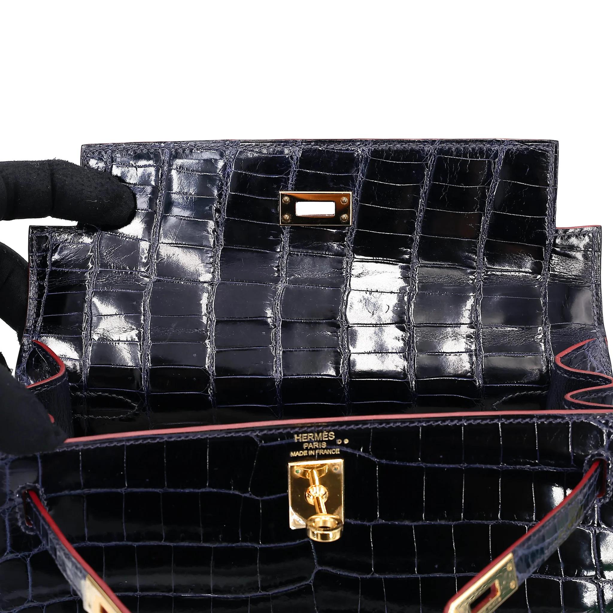 Very Good ( Rank A) HERMÈS Limited Edition Kelly 25 Sellier Navy (7U) Shiny Niloticus Crocodile Gold hardware X (2016) - 18