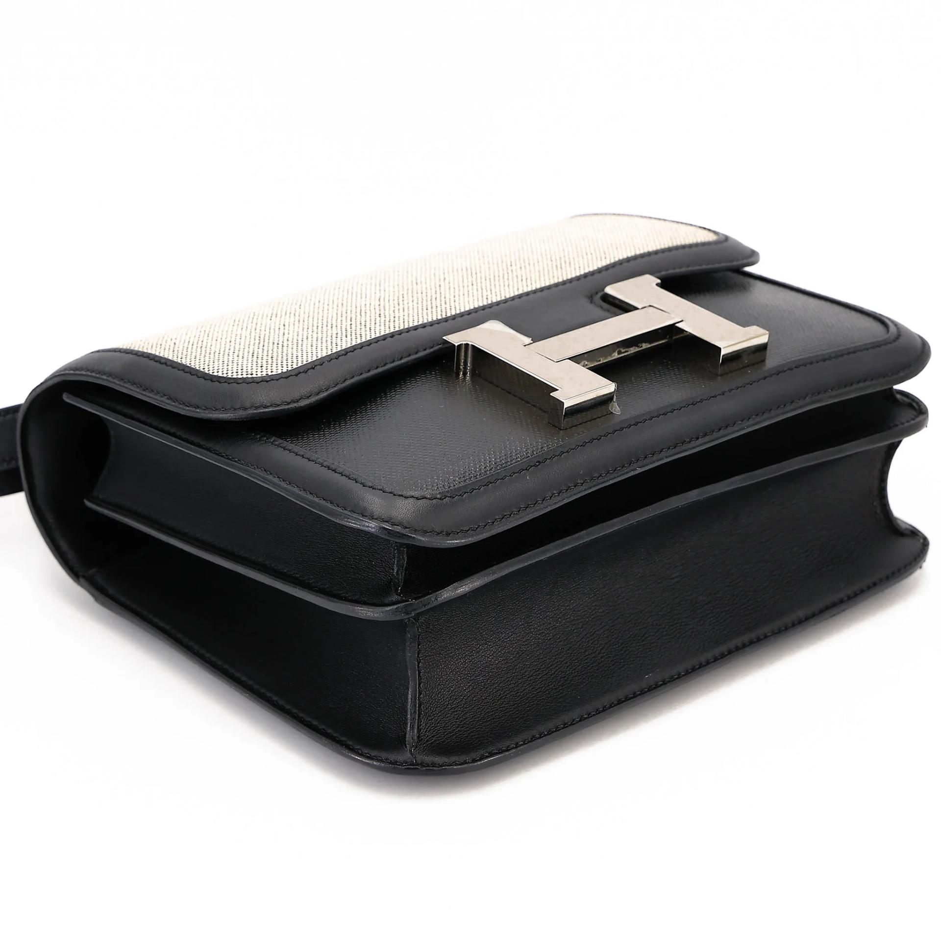Very Good ( Rank A) HERMÈS Constance 24 Noir (89) Toile H canvas Swift Palladium hardware D (2019) - 5