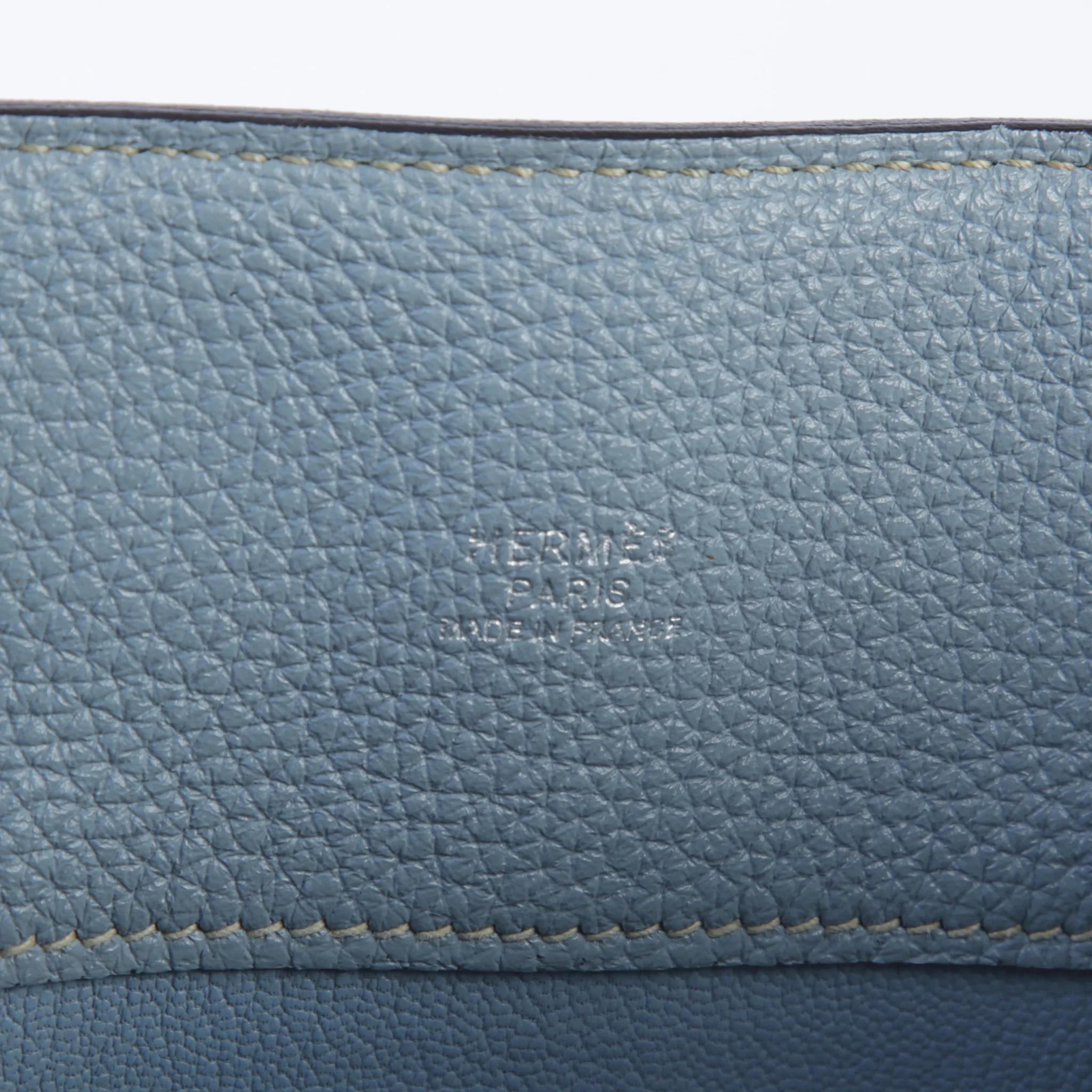 Very Good ( Rank A) HERMÈS So Kelly 26 Bleu Lin (J7) Clemence Palladium hardware Square Q (2013) - 11