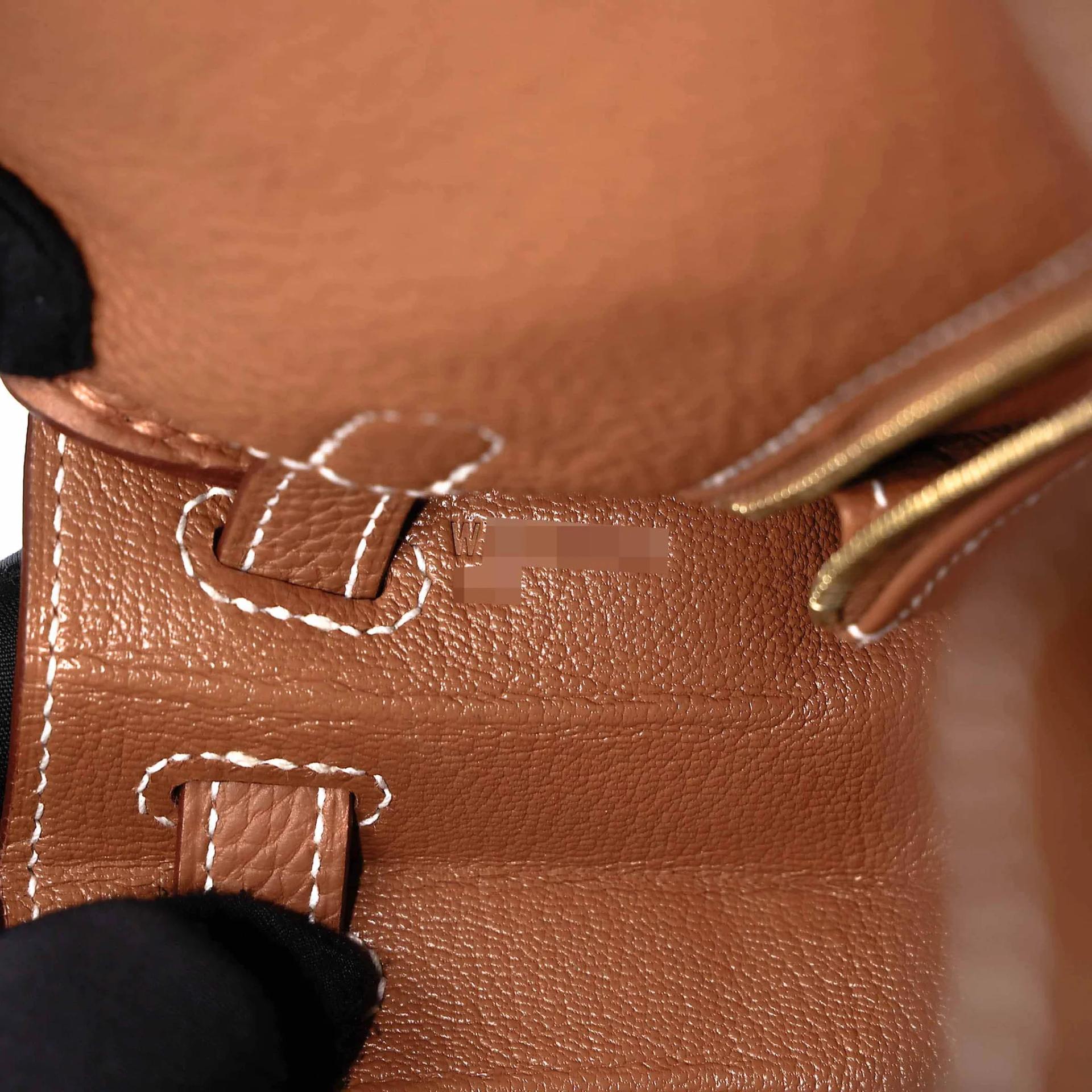 Excellent ( Rank SA ) HERMÈS Kelly 25 Gold (37) Togo Gold hardware W (2024) - 16
