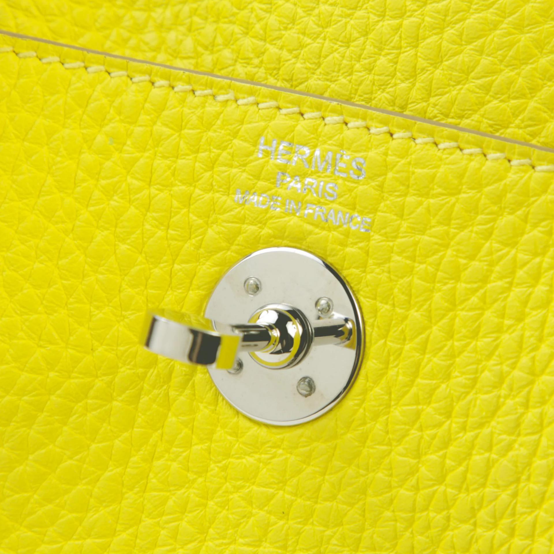 Excellent ( Rank SA ) HERMÈS Mini Lindy Lime (9R) Clemence Palladium hardware Z (2021) - 9
