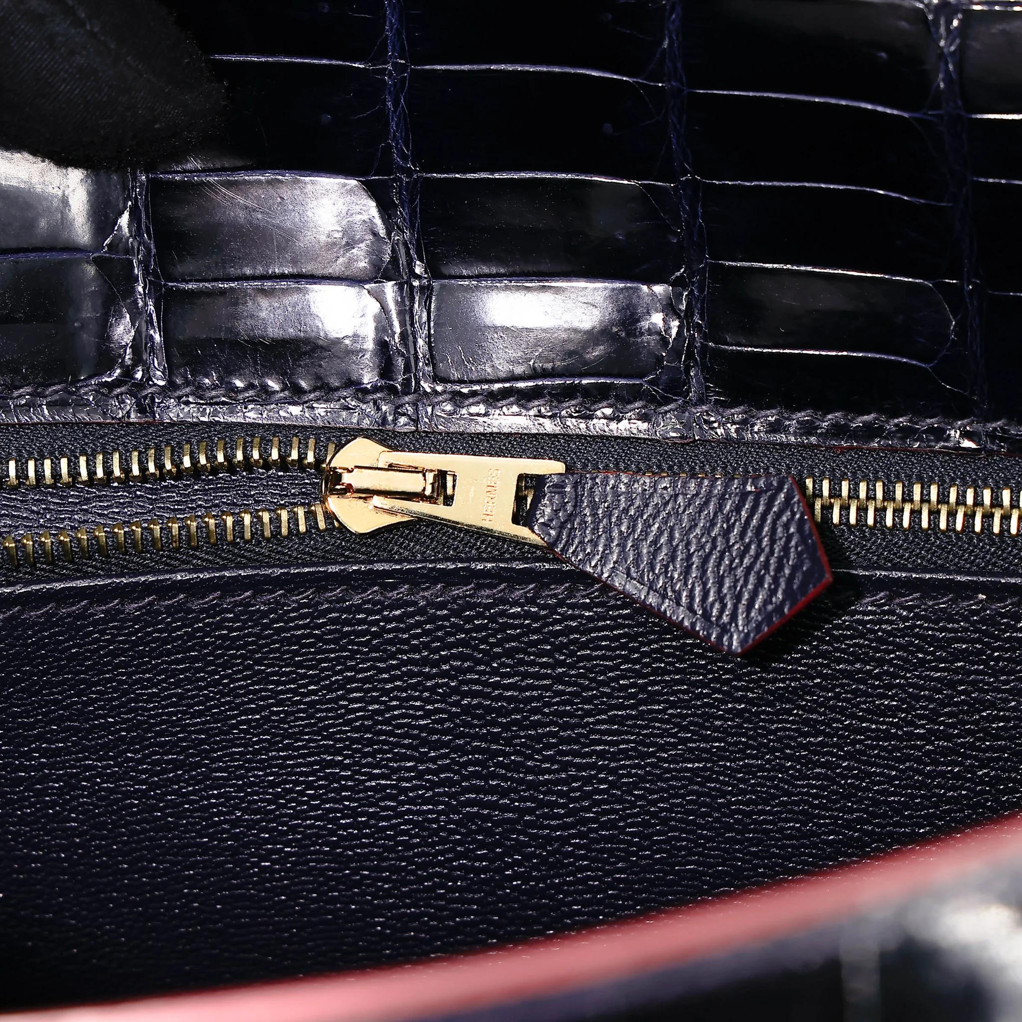 Very Good ( Rank A) HERMÈS Limited Edition Kelly 25 Sellier Navy (7U) Shiny Niloticus Crocodile Gold hardware X (2016) - 26