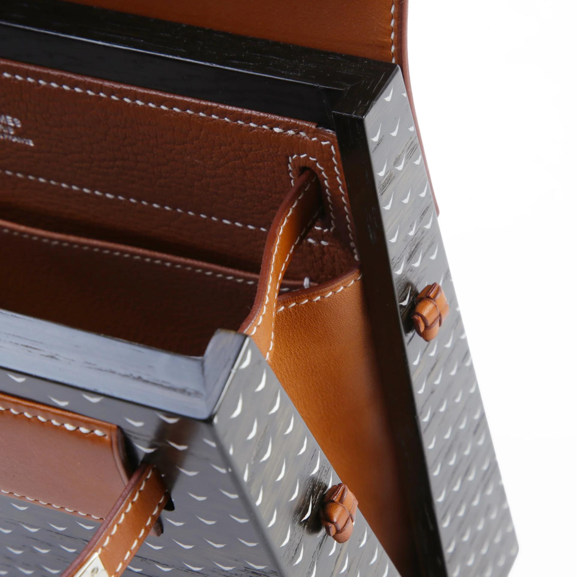 Excellent ( Rank SA ) HERMÈS Limited Edition Kelly Wood 22 Black (89) Barenia Palladium hardware Y (2020) - 13