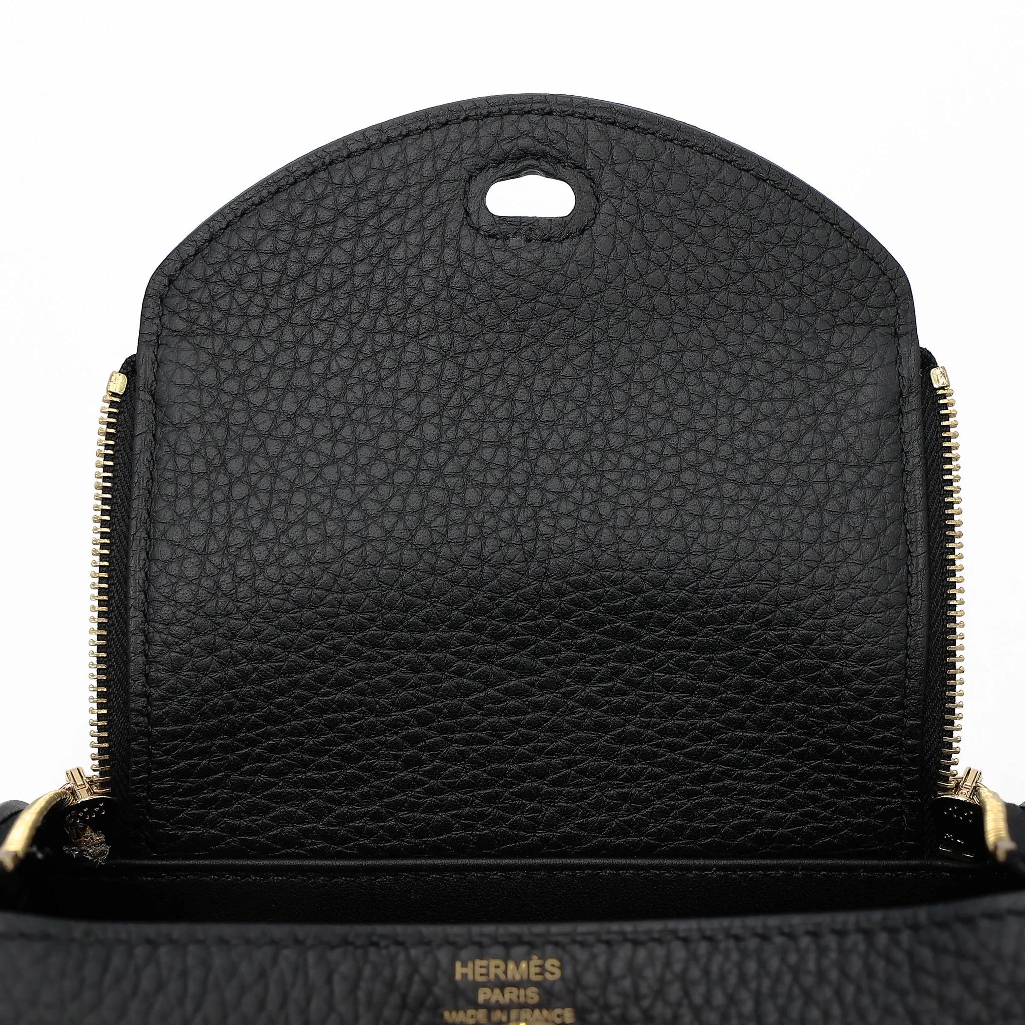 Excellent ( Rank SA ) HERMÈS Mini Lindy II Noir (89) Clemence Gold hardware W (2024) - 13