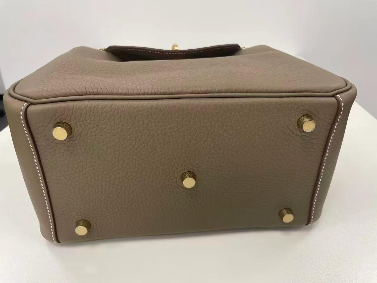 Brand New ( Rank N ) HERMÈS Lindy 26 Etoupe (18) Clemence Gold hardware G (2026) - 4