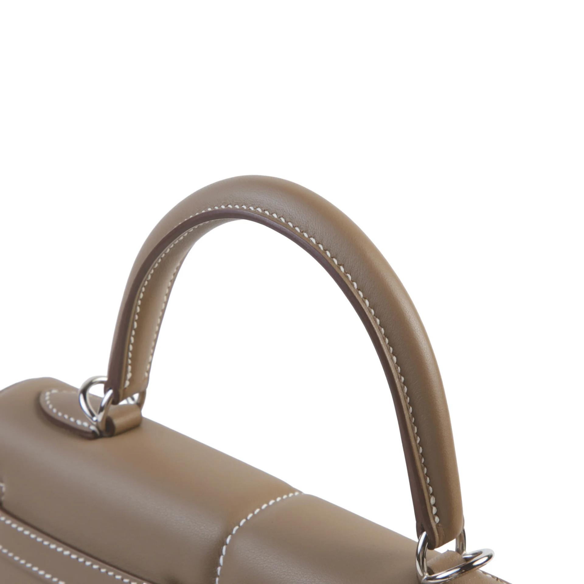 Unused ( Rank NS ) HERMÈS Limited Edition Kelly 25 Padded  Sellier Etoupe (18) Swift Palladium hardware U (2022) - 3
