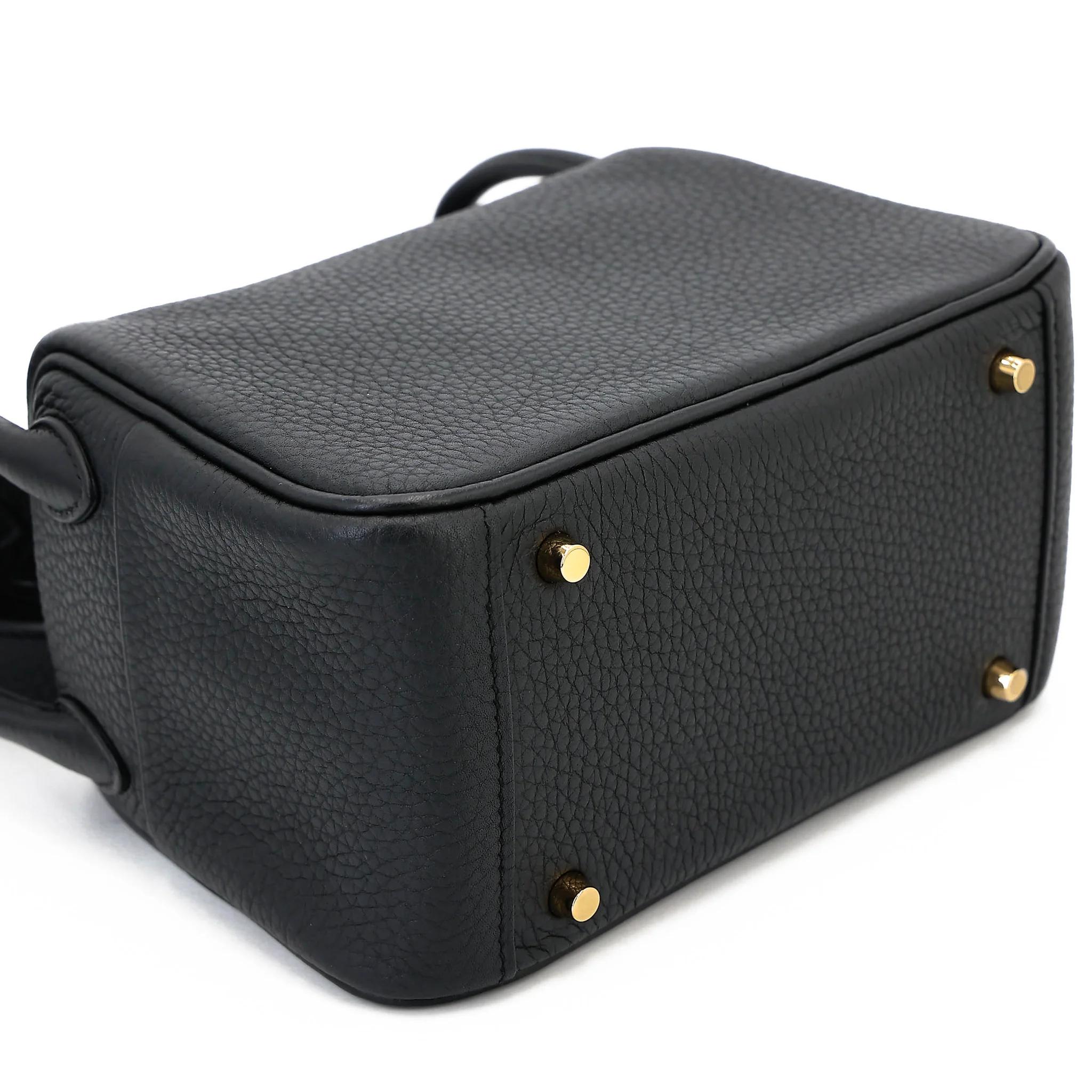 Excellent ( Rank SA ) HERMÈS Mini Lindy II Noir (89) Clemence Gold hardware W (2024) - 7