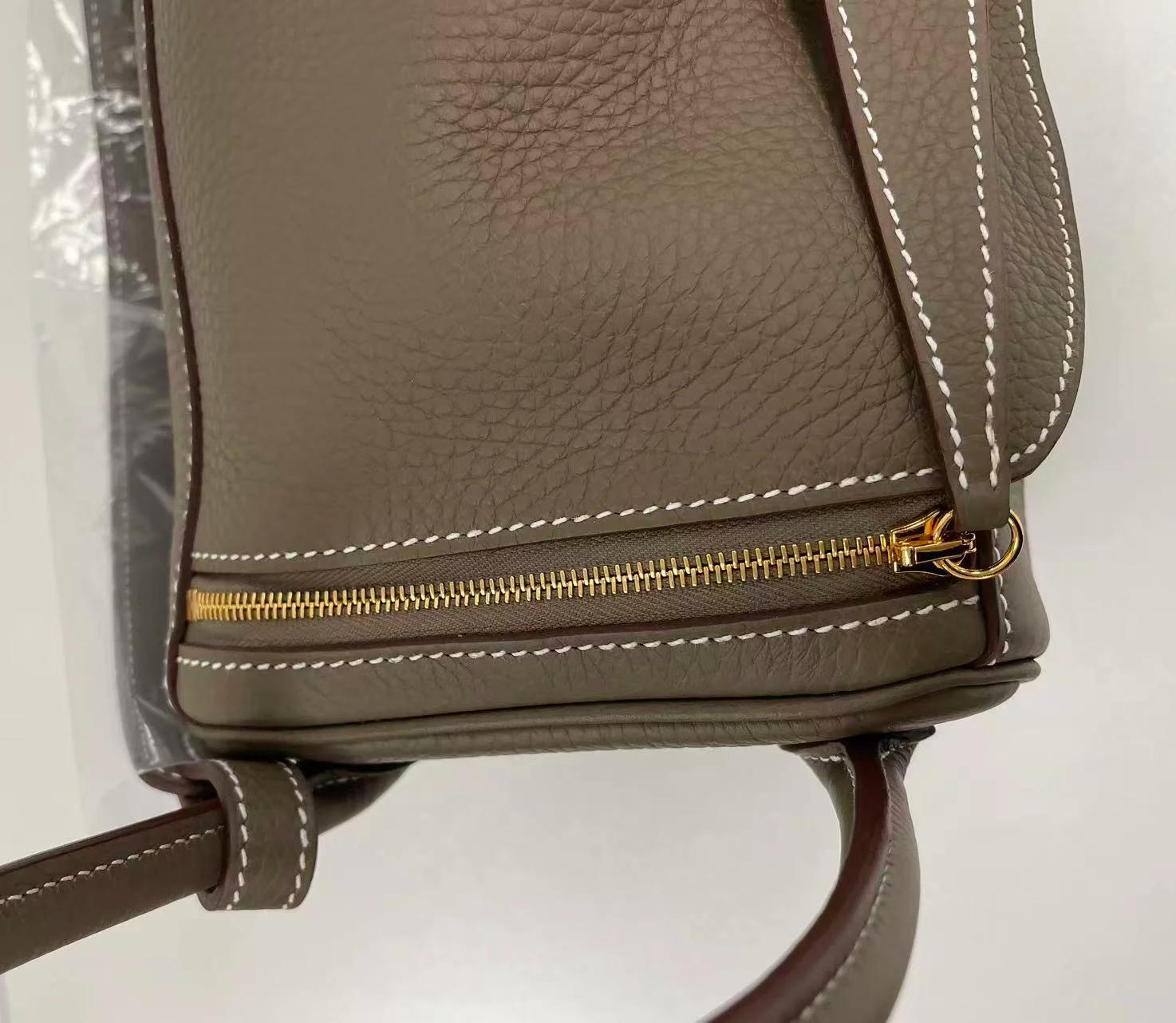 Brand New ( Rank N ) HERMÈS Lindy 26 Etoupe (18) Clemence Gold hardware G (2026) - 12