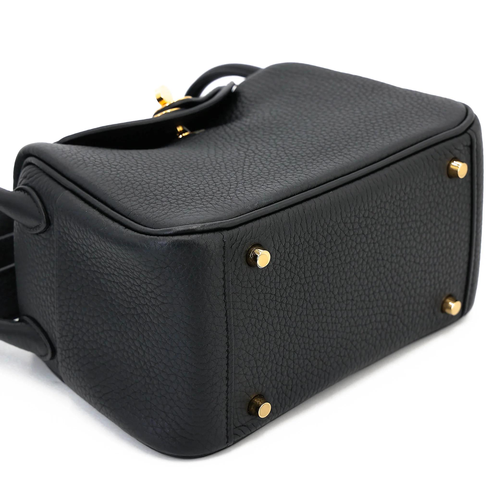 Excellent ( Rank SA ) HERMÈS Mini Lindy II Noir (89) Clemence Gold hardware W (2024) - 5