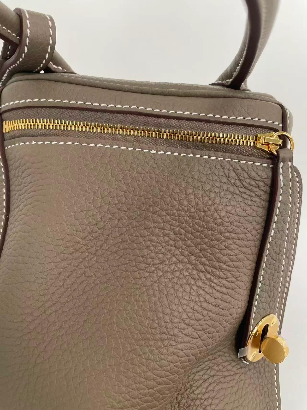 Brand New ( Rank N ) HERMÈS Lindy 26 Etoupe (18) Clemence Gold hardware G (2026) - 10