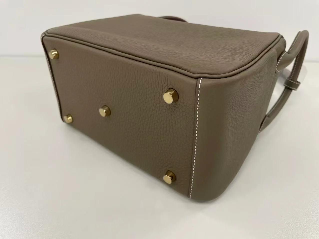 Brand New ( Rank N ) HERMÈS Lindy 26 Etoupe (18) Clemence Gold hardware G (2026) - 7
