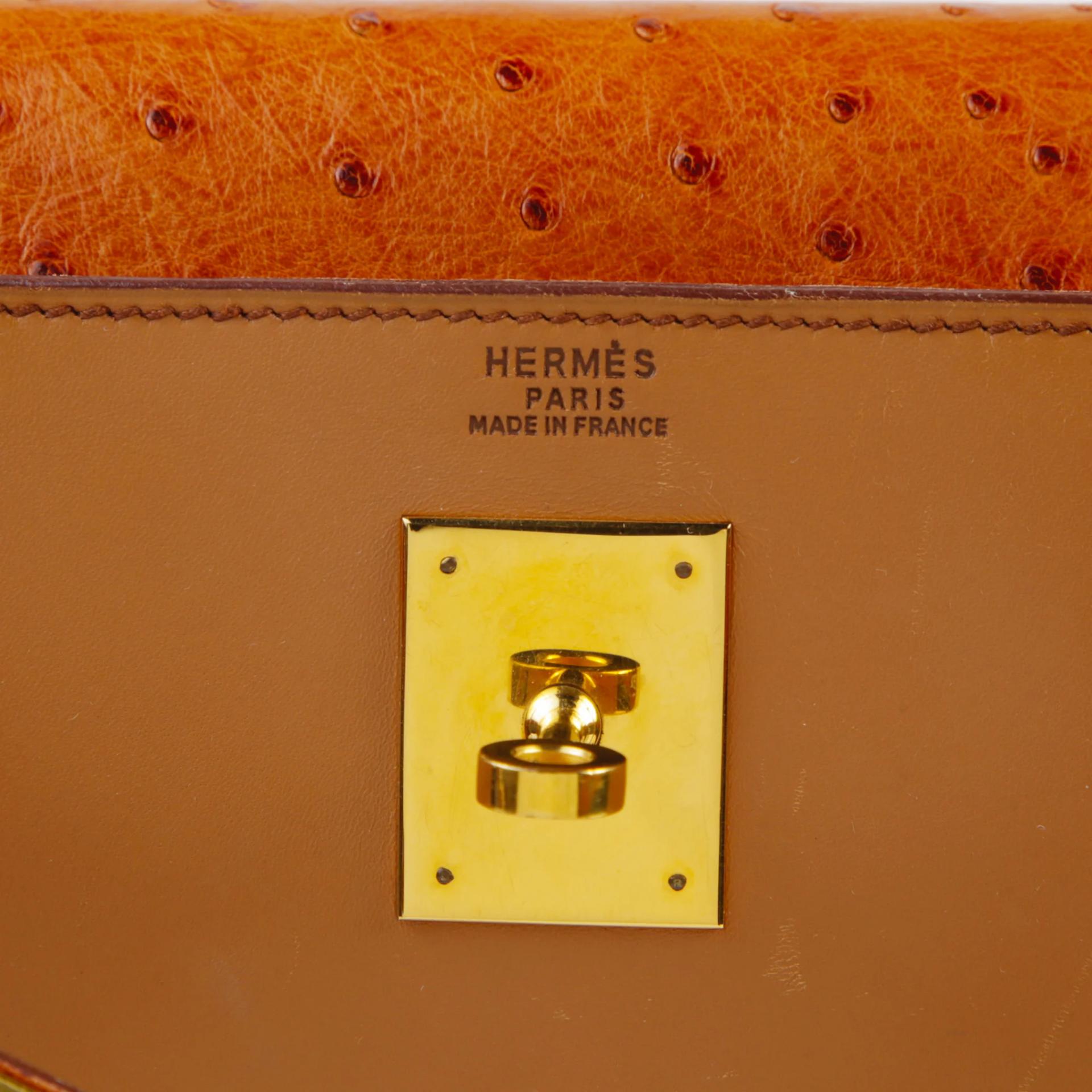 Good ( Rank AB) HERMÈS Kelly 32 Sellier Brown Ostrich Box-calf Gold hardware Circle V (1992) - 12