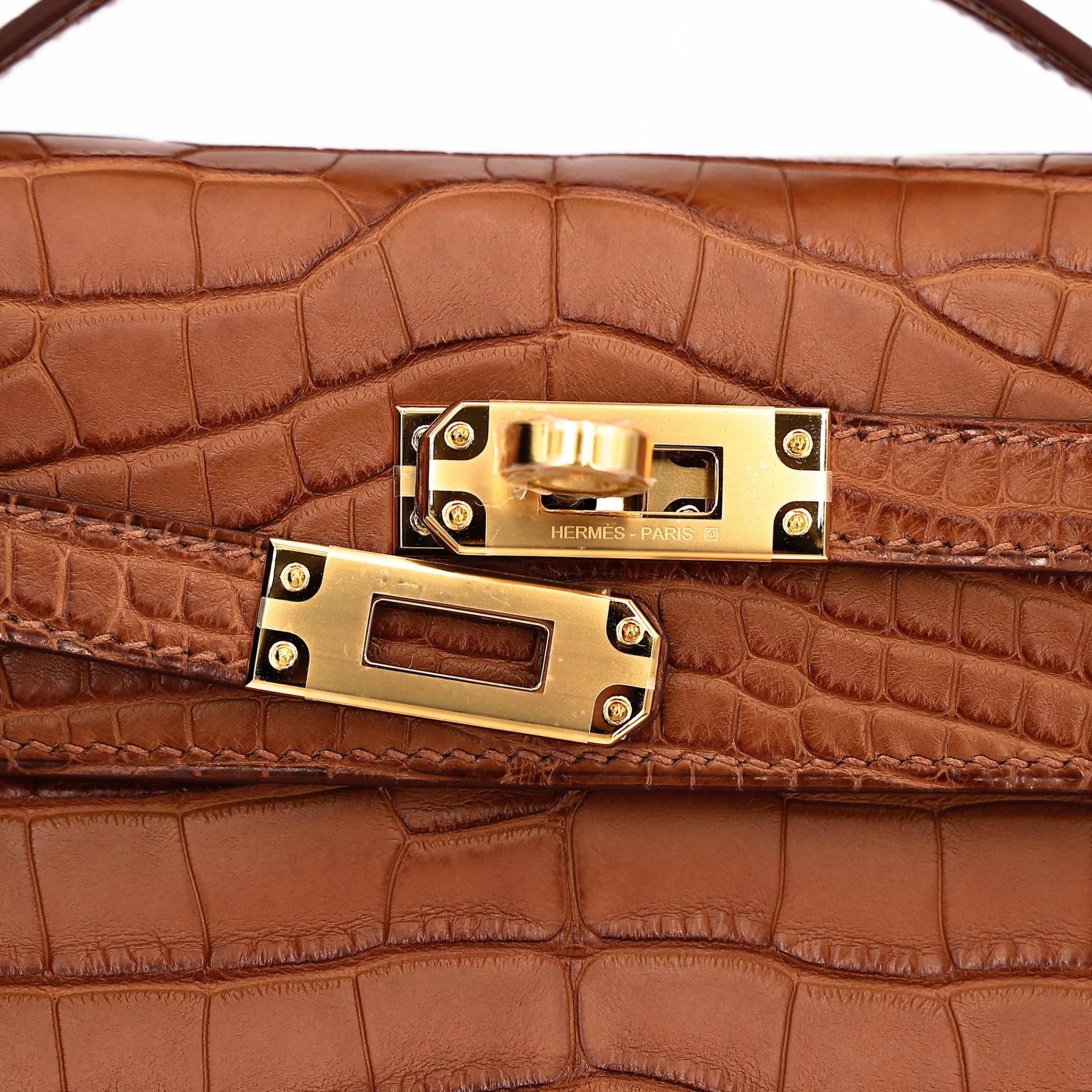全新 HERMÈS 愛馬仕 Kelly Pochette 37 金棕色 Gold □ 短吻鱷 霧面 金扣 G刻 2026年 - 8
