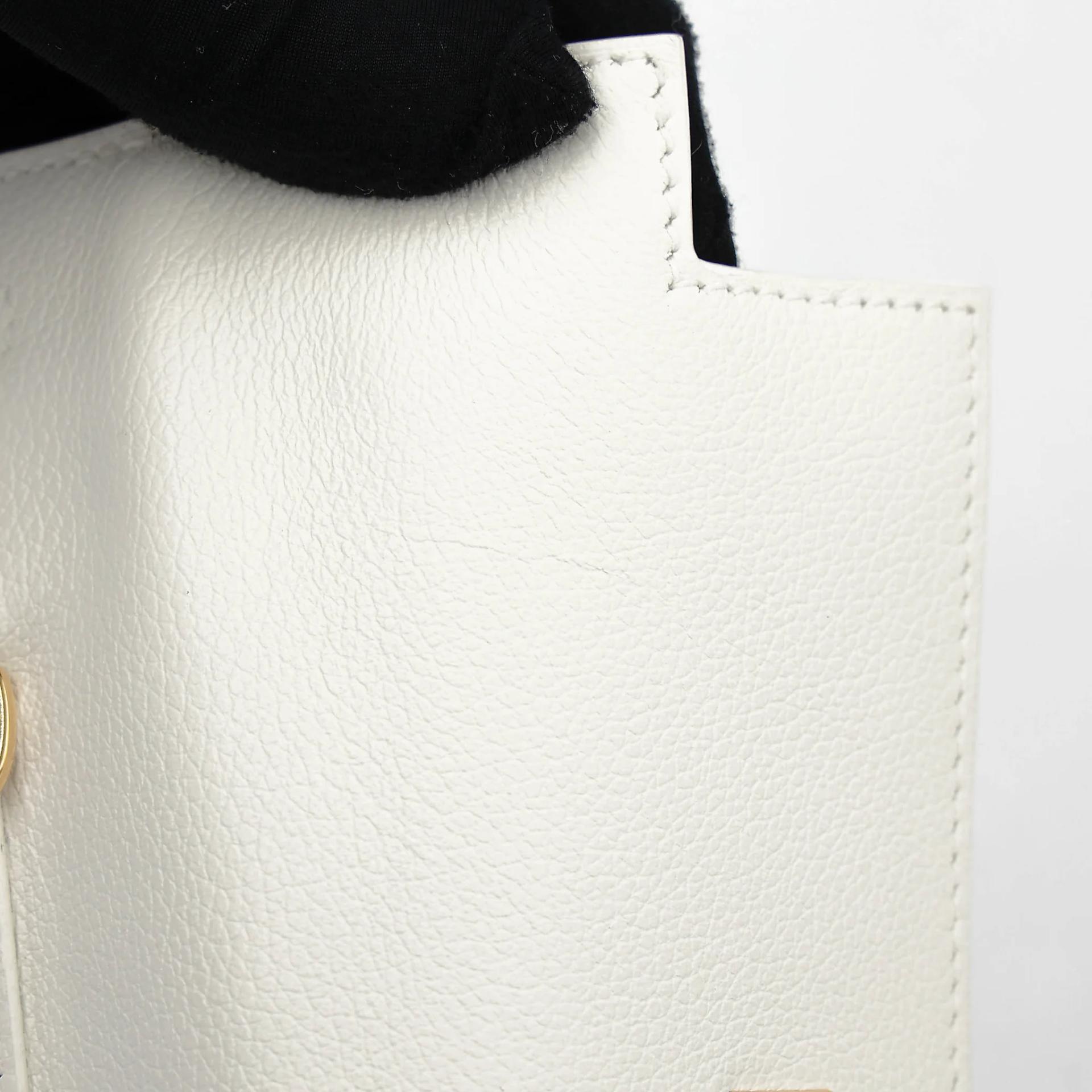 Excellent ( Rank SA ) HERMÈS Kelly Danse New White (0U) Evercolor Gold hardware B (2023) - 13