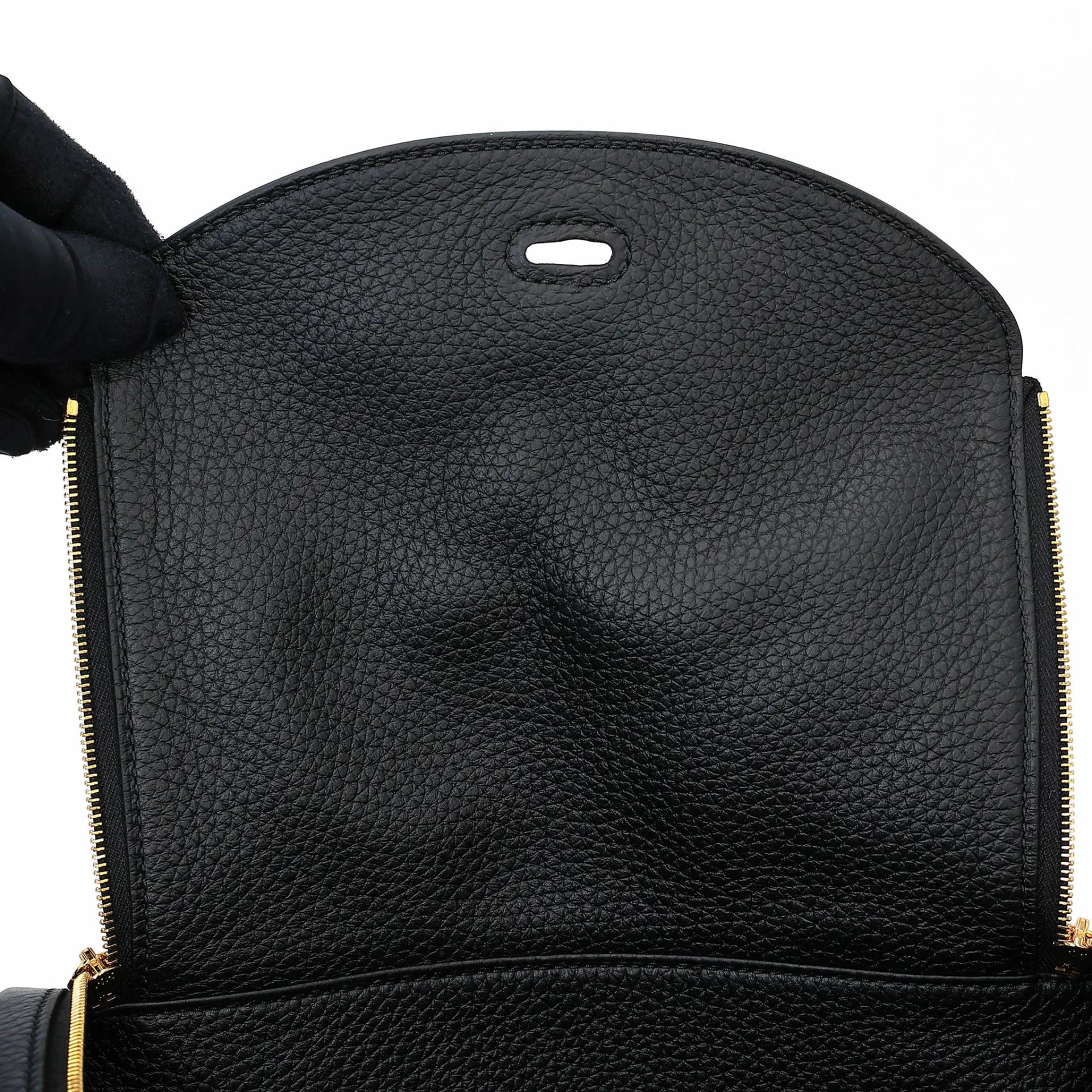 Brand New ( Rank N ) HERMÈS Lindy 26 Noir (89) Clemence Gold hardware G (2026) - 14