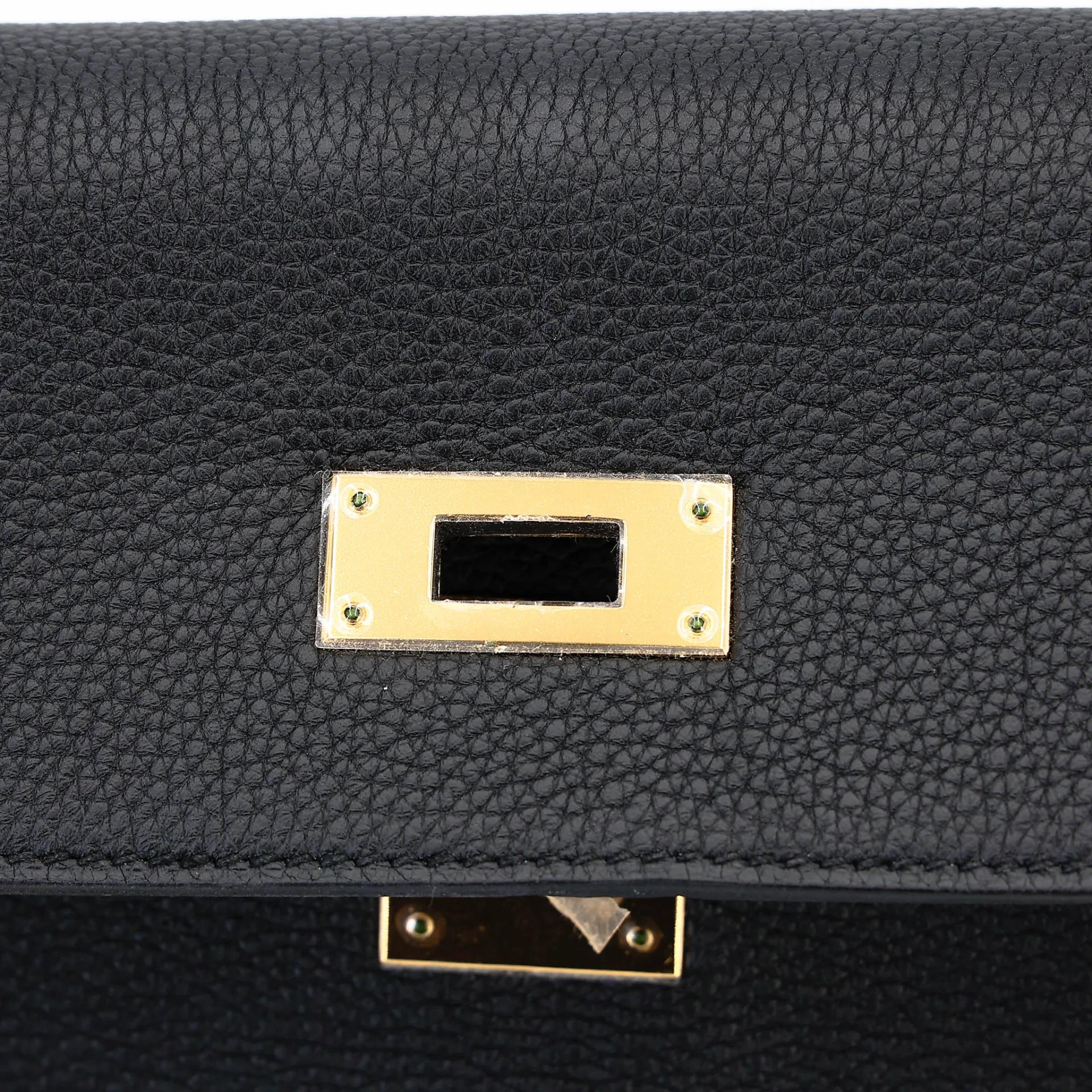 Unused ( Rank NS ) HERMÈS Kelly 32 Noir (89) Togo Gold hardware A (2017) - 16