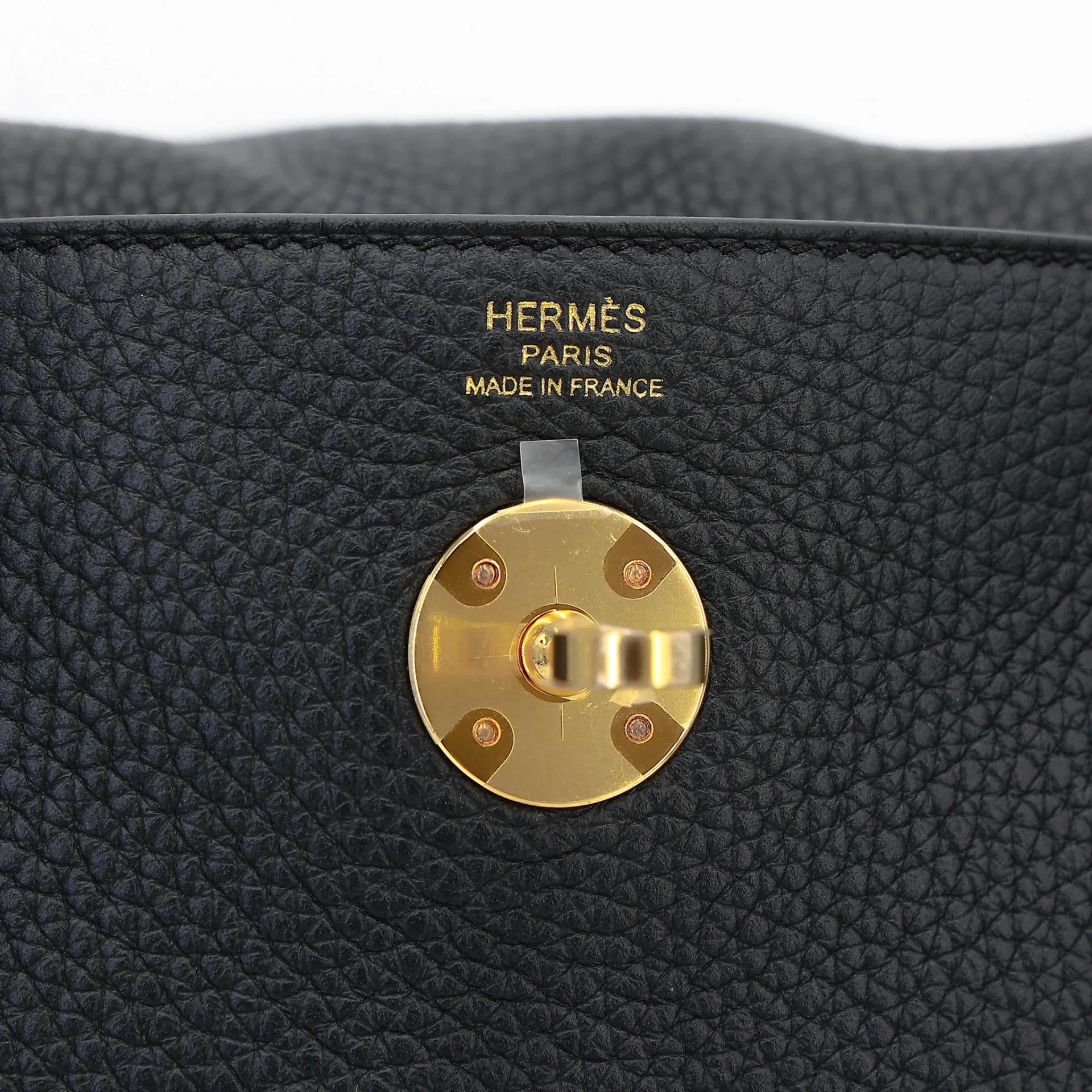 Brand New ( Rank N ) HERMÈS Lindy 26 Noir (89) Clemence Gold hardware G (2026) - 13