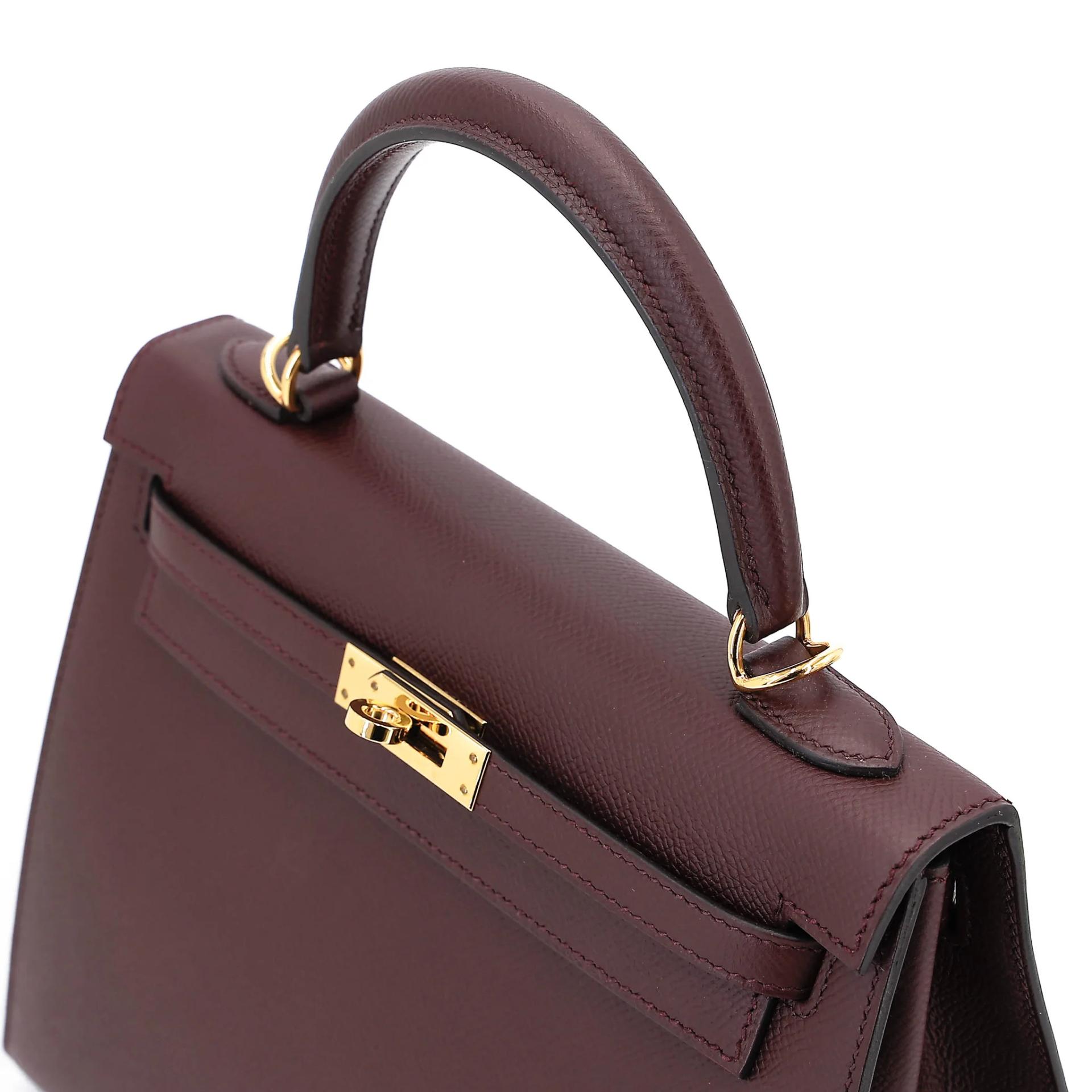 Excellent ( Rank SA ) HERMÈS Kelly 25 Sellier Rouge H (55) Epsom Gold hardware A (2017) - 3