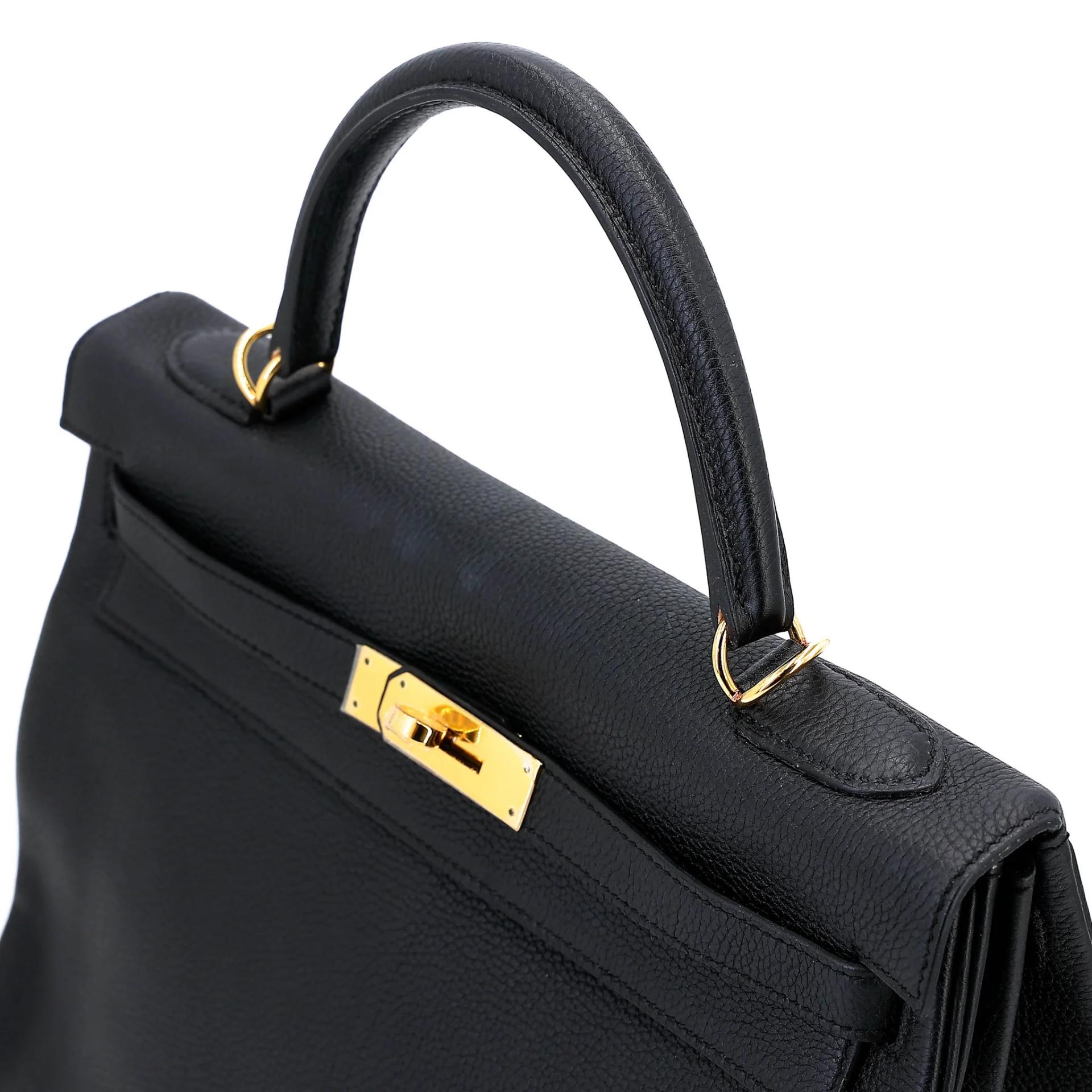 Unused ( Rank NS ) HERMÈS Kelly 32 Noir (89) Togo Gold hardware A (2017) - 3