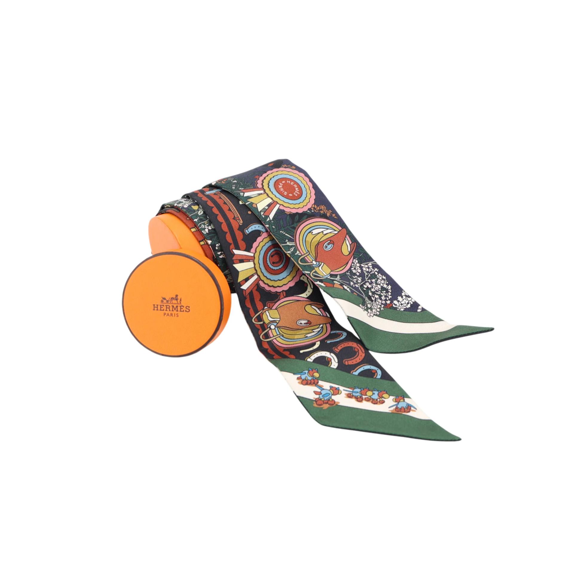 Brand New ( Rank N ) HERMÈS Twilly Pony Pit Stop Green Silk - 4