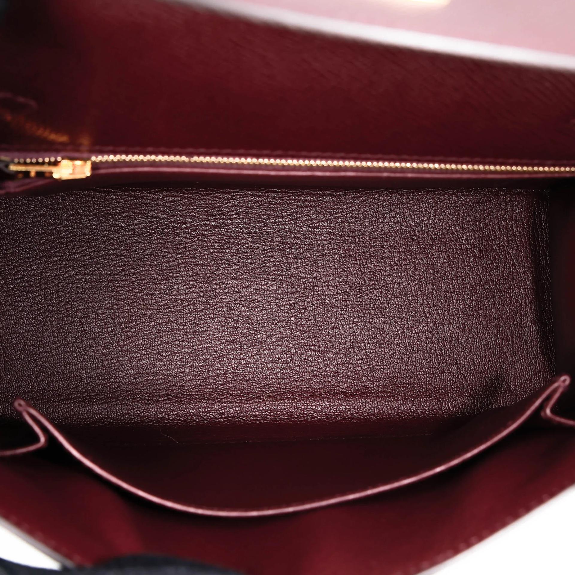 Excellent ( Rank SA ) HERMÈS Kelly 25 Sellier Rouge H (55) Epsom Gold hardware A (2017) - 27
