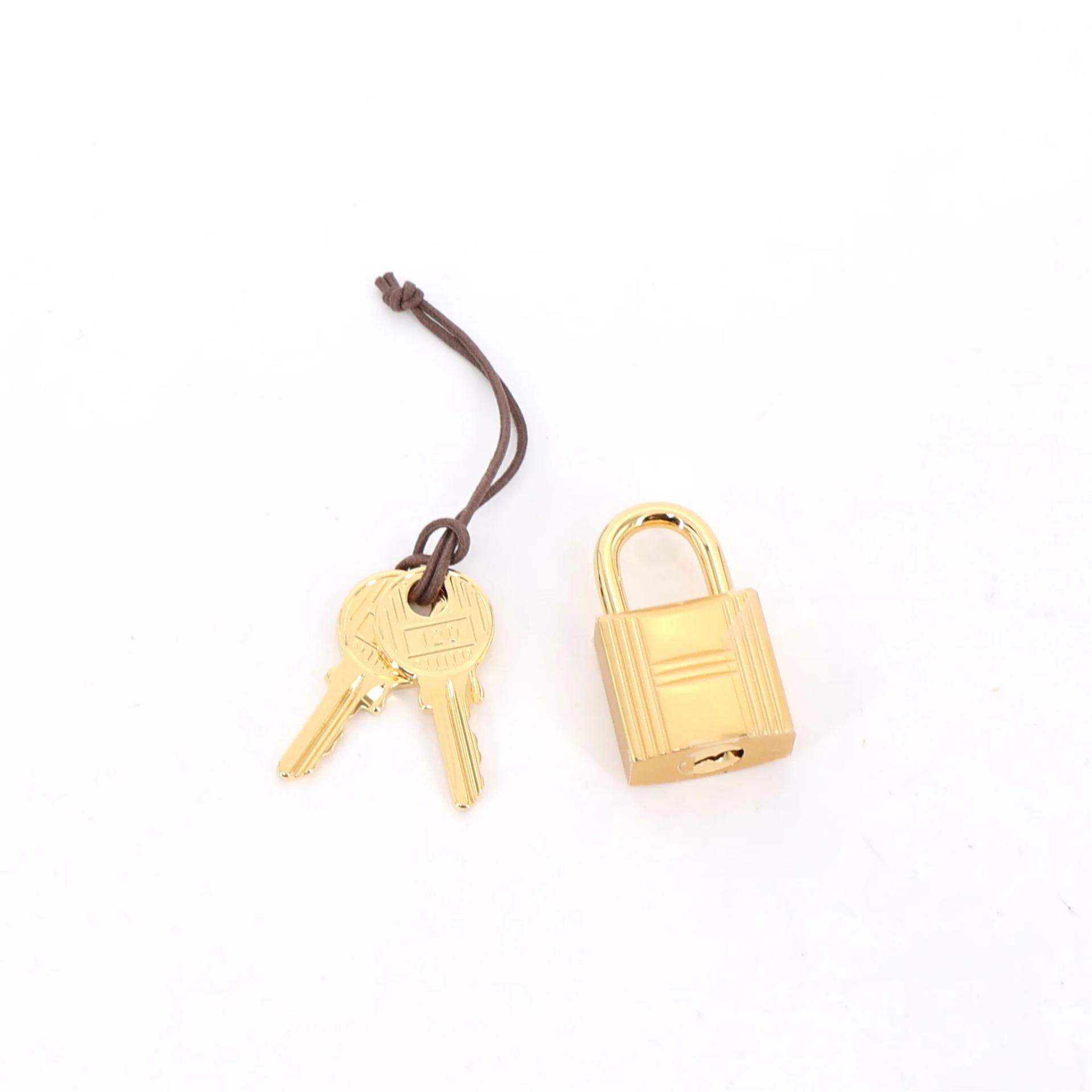 Brand New ( Rank N ) HERMÈS Picotin Lock PM New Bleu Jean (D2) Clemence Gold hardware K (2025) - 15