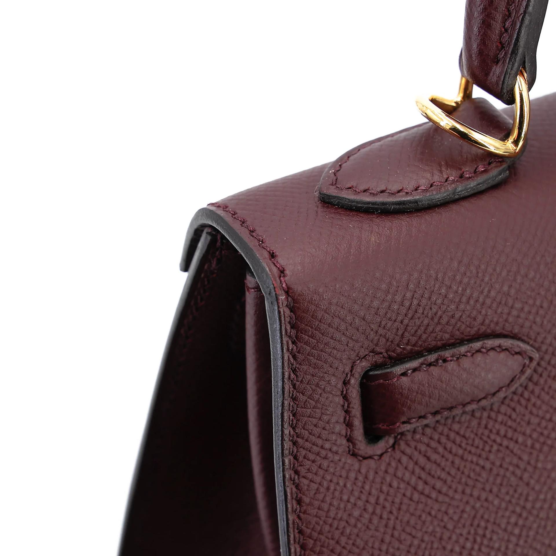 Excellent ( Rank SA ) HERMÈS Kelly 25 Sellier Rouge H (55) Epsom Gold hardware A (2017) - 14