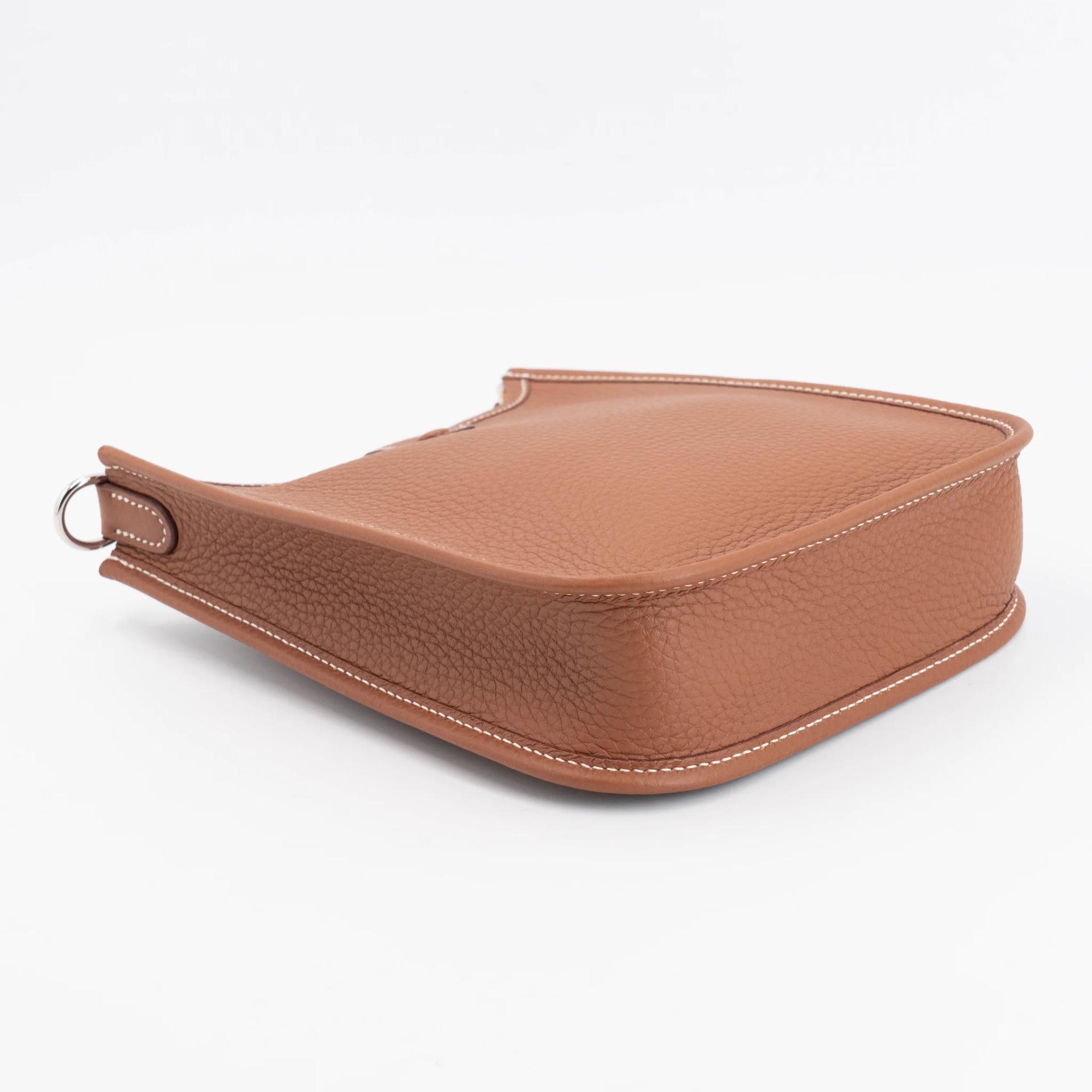Unused ( Rank NS ) HERMÈS Mini Evelyne 16 Amazone 112cm Gold (37) Clemence Palladium hardware W (2024) - 9