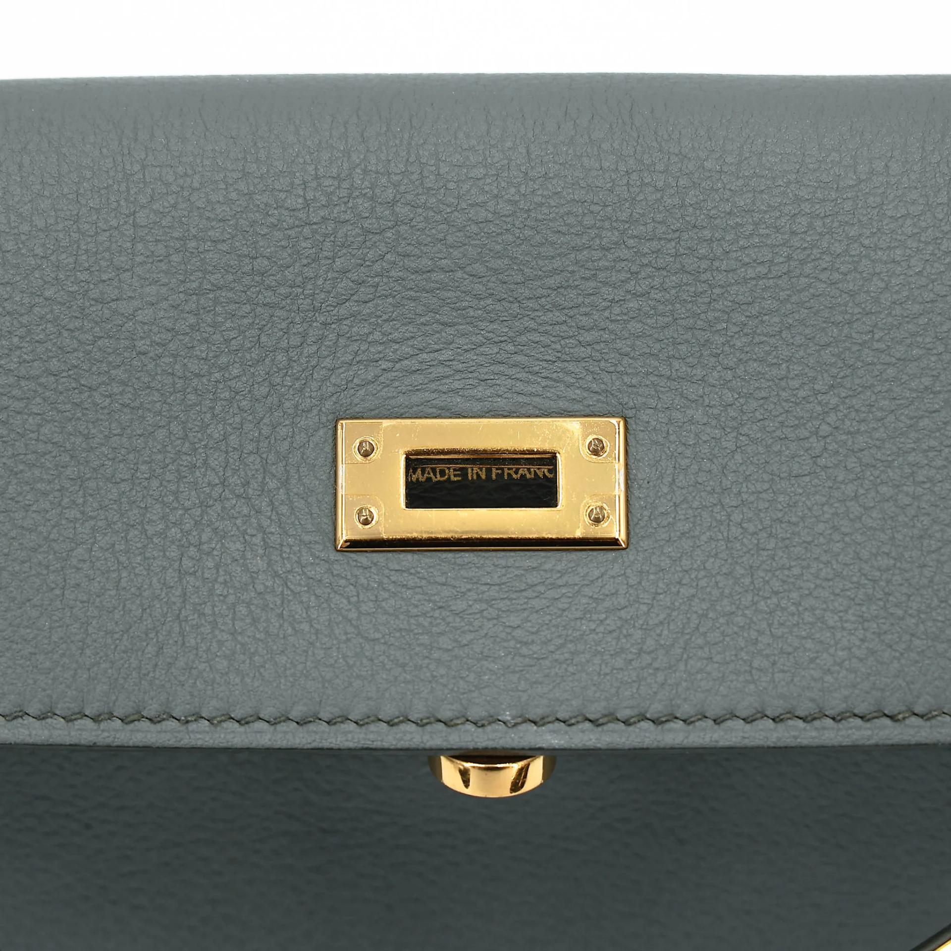 Very Good ( Rank A) HERMÈS Kelly Danse Vert Amande (63) Evercolor Gold hardware D (2019) - 15