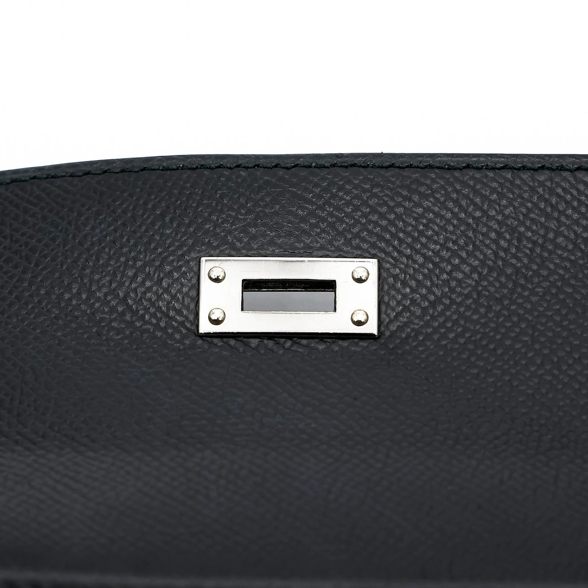 Good ( Rank AB) HERMÈS Kelly 25 Sellier Noir (89) Epsom Palladium hardware Z (2021) - 24