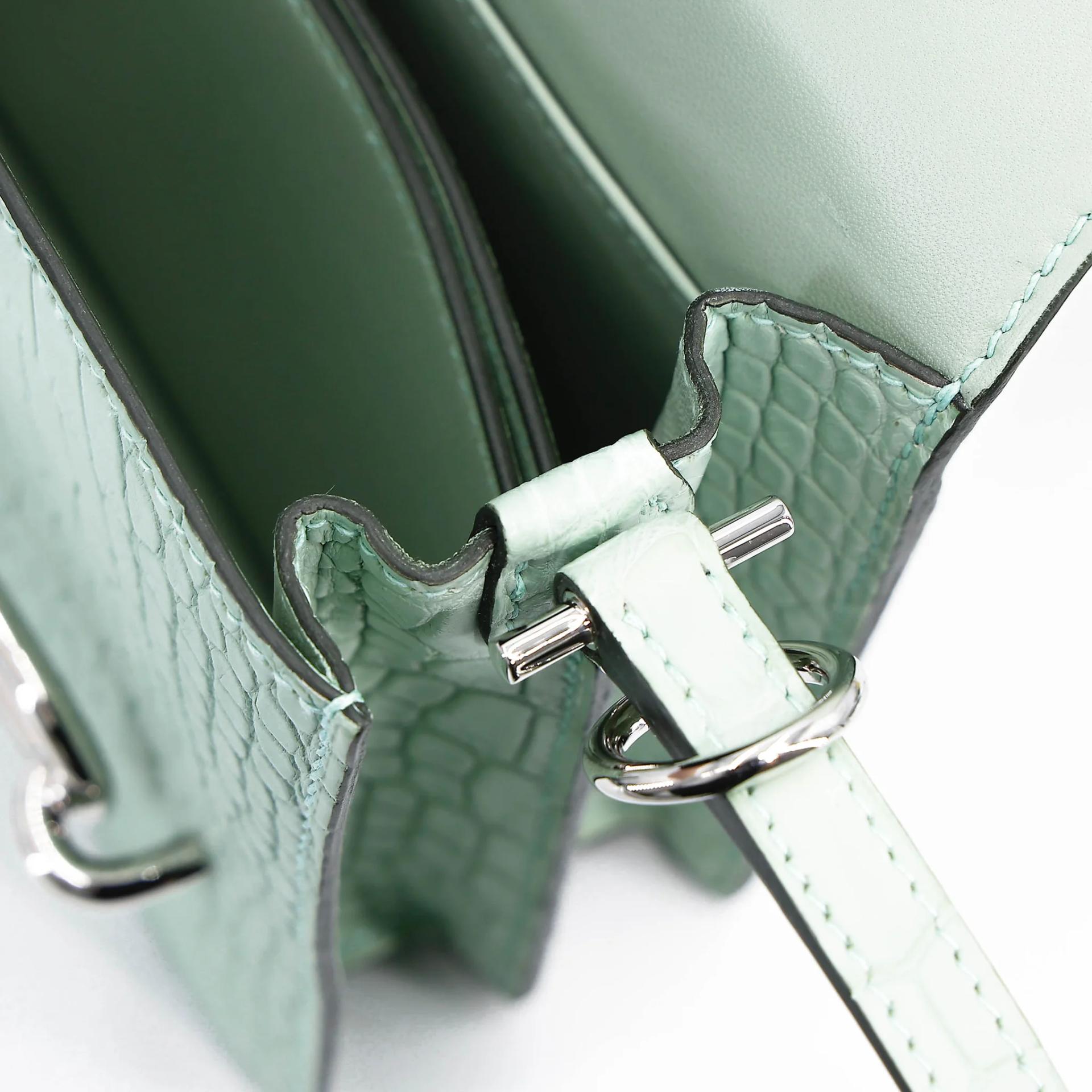 Unused ( Rank NS ) HERMÈS Roulis Mini Vert d’Eau (6U) Matte Alligator Palladium hardware U (2022) - 24