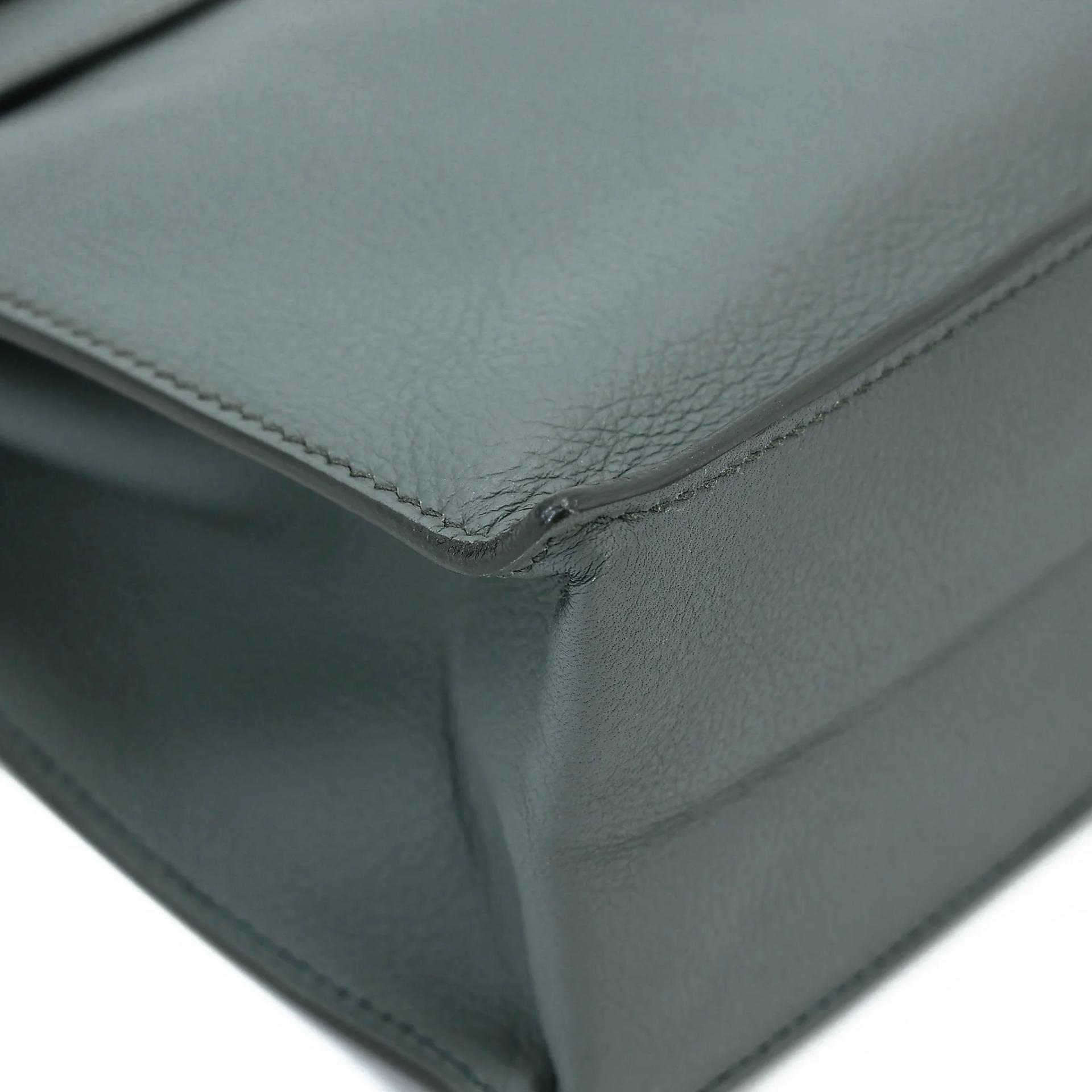 Very Good ( Rank A) HERMÈS Kelly Danse Vert Amande (63) Evercolor Gold hardware D (2019) - 8