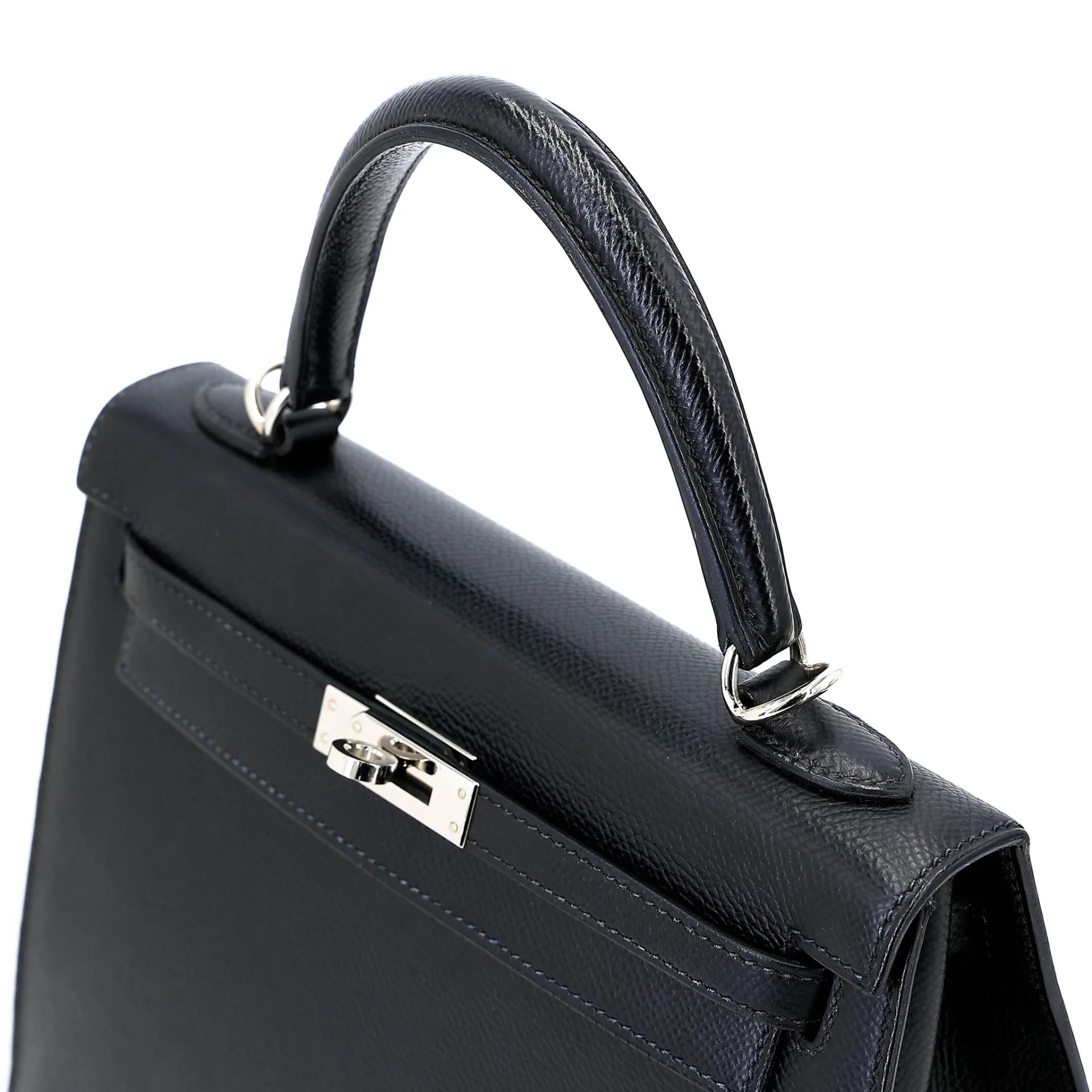 Good ( Rank AB) HERMÈS Kelly 25 Sellier Noir (89) Epsom Palladium hardware Z (2021) - 3