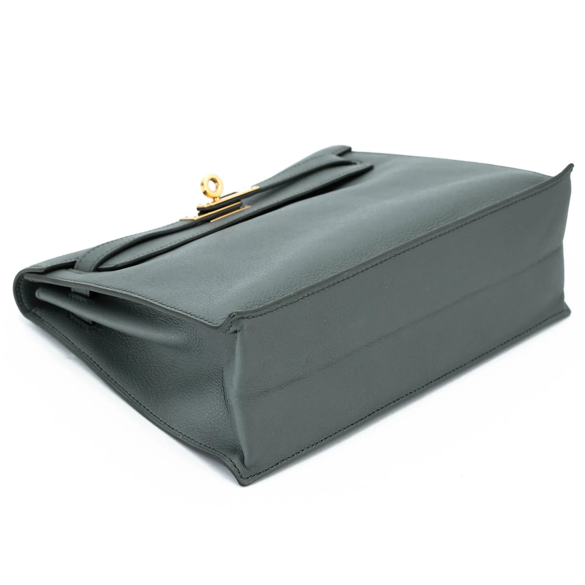 Very Good ( Rank A) HERMÈS Kelly Danse Vert Amande (63) Evercolor Gold hardware D (2019) - 4