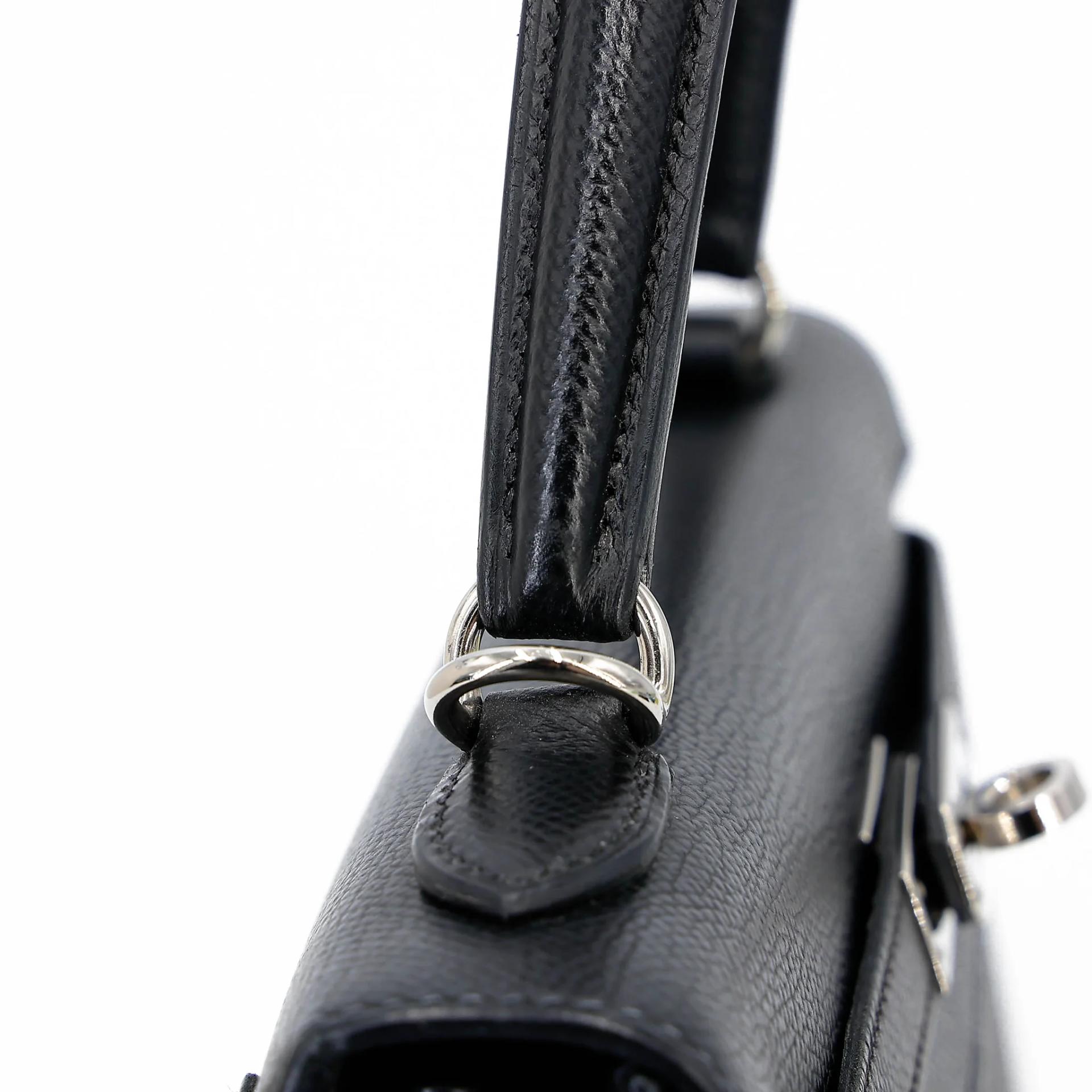 Good ( Rank AB) HERMÈS Kelly 25 Sellier Noir (89) Epsom Palladium hardware Z (2021) - 17