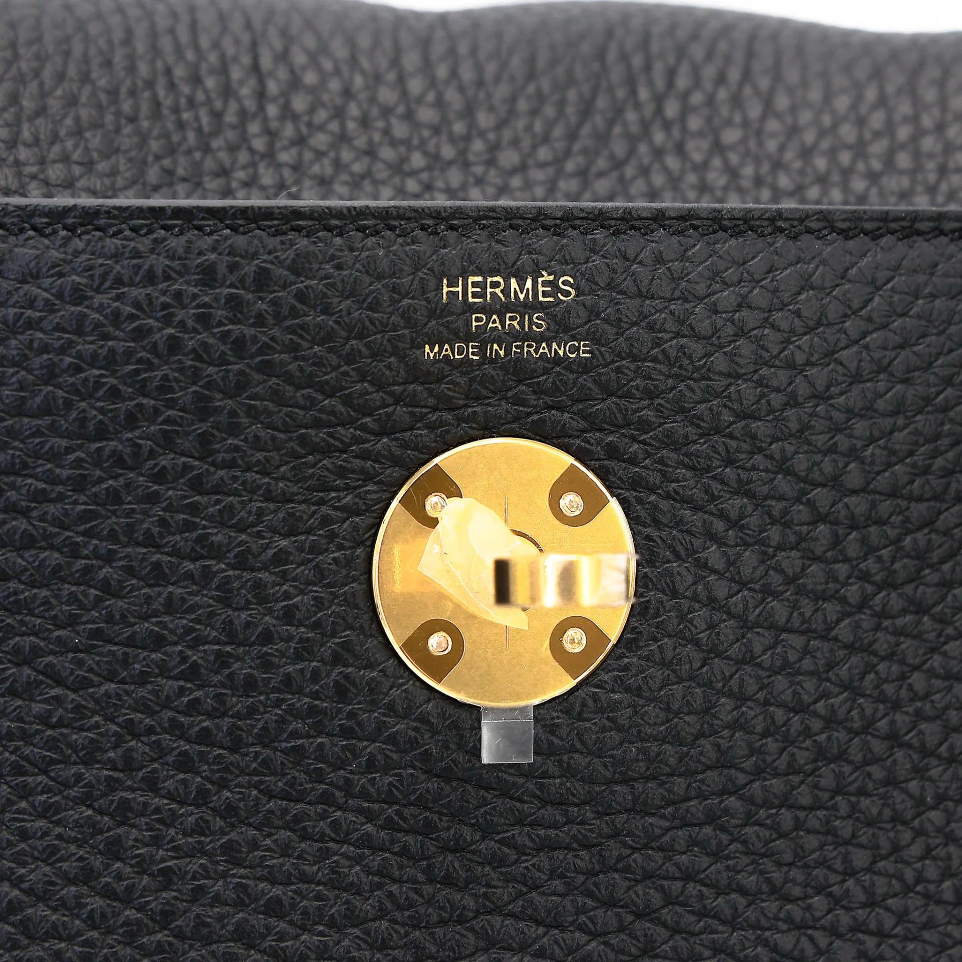 Brand New ( Rank N ) HERMÈS Lindy 26 Noir (89) Clemence Gold hardware G (2026) - 12