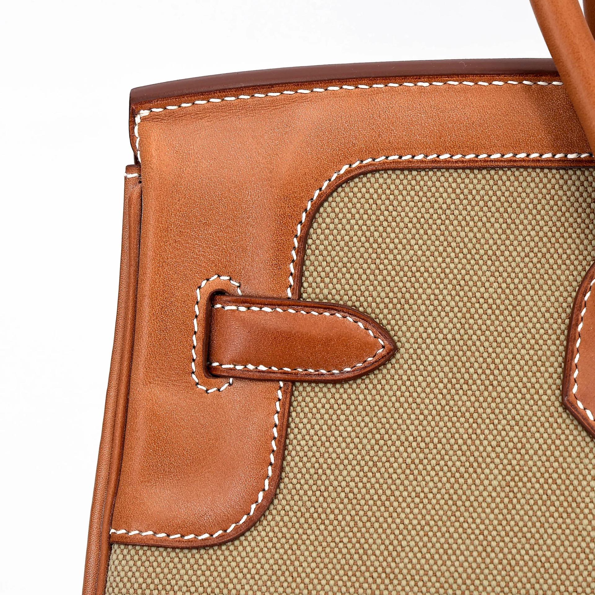 Excellent ( Rank SA ) HERMÈS Limited Edition Birkin 35 Flag Fauve (34) Barenia Toile H canvas Permabrass hardware Square R (2014) - 10