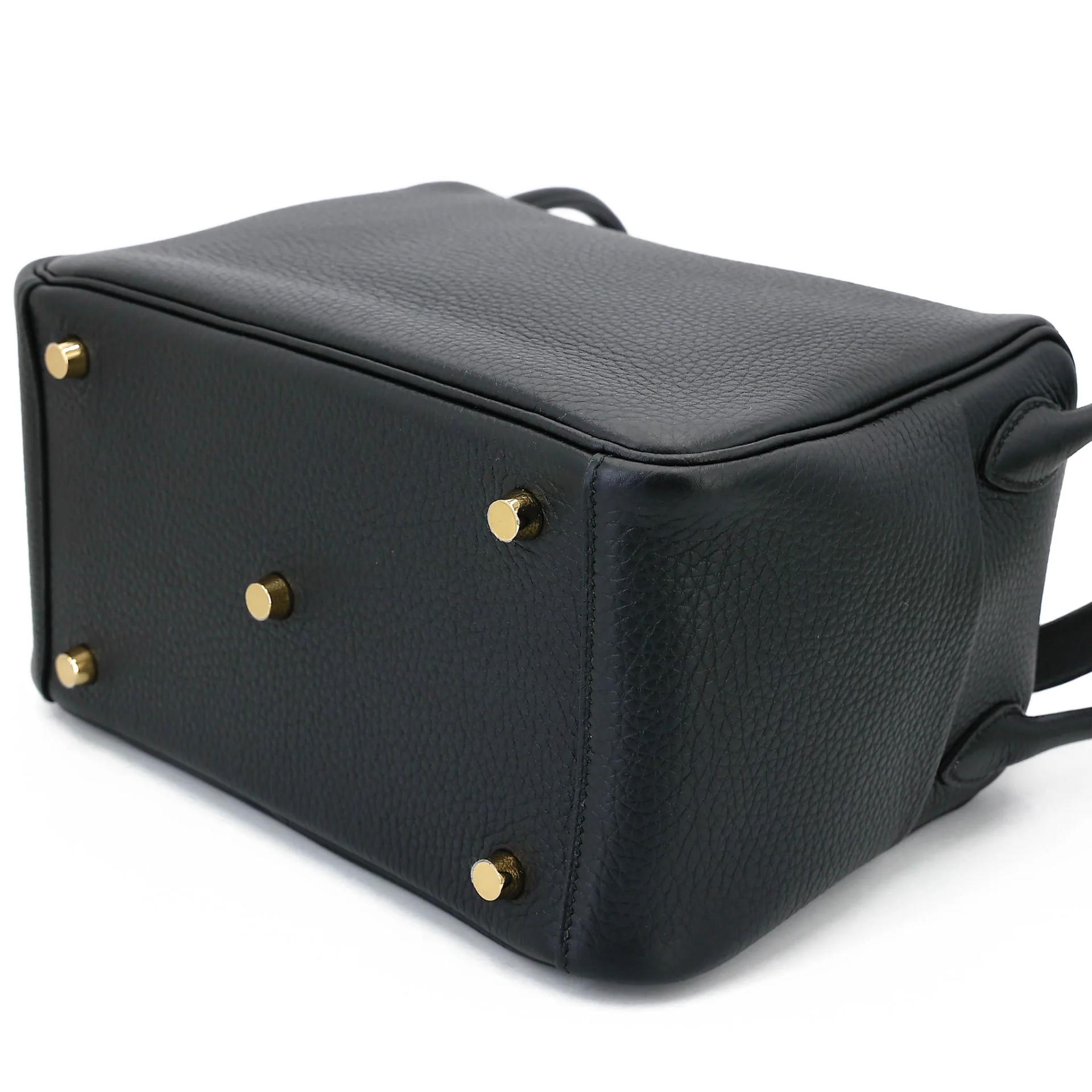 Brand New ( Rank N ) HERMÈS Lindy 26 Noir (89) Clemence Gold hardware G (2026) - 6