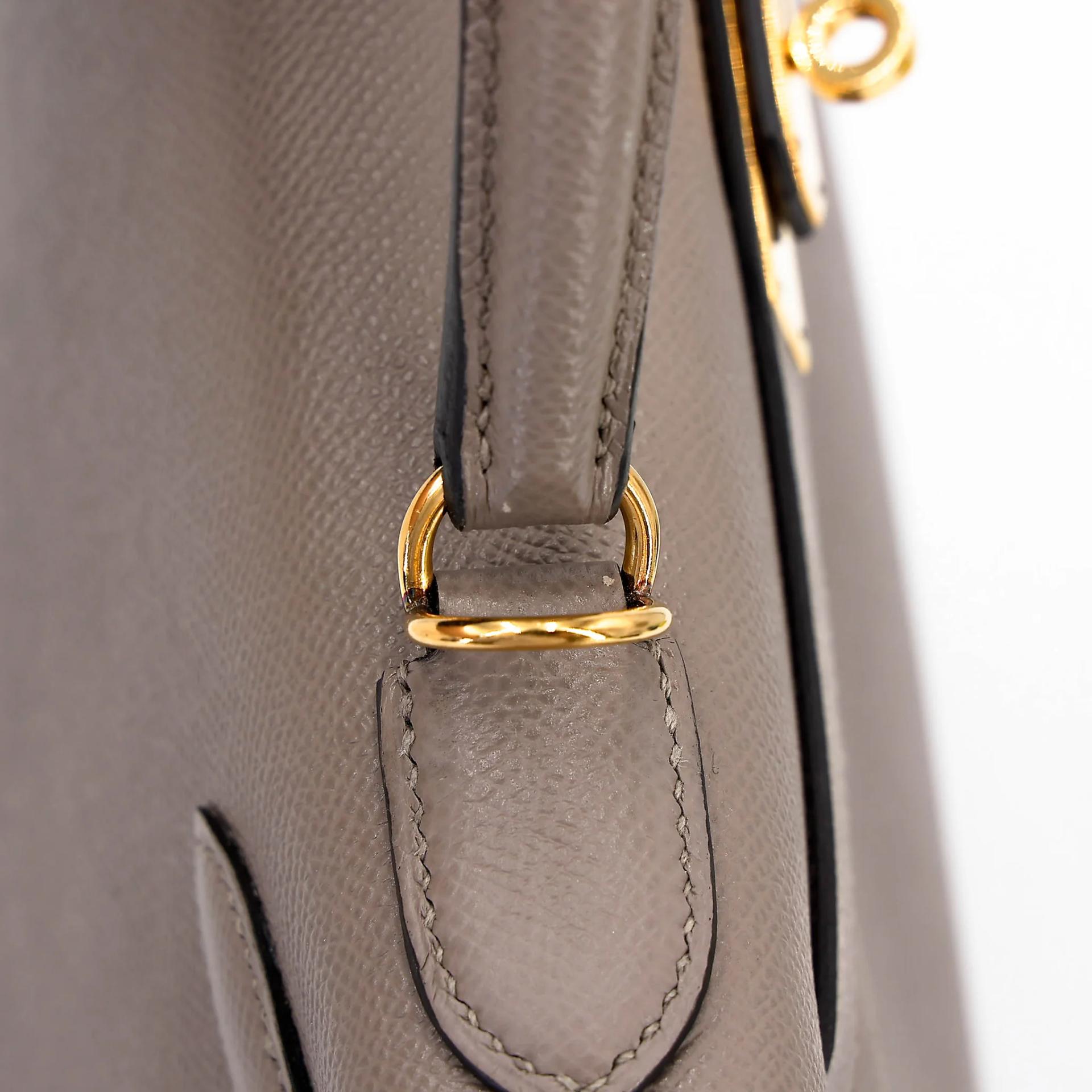 Very Good ( Rank A) HERMÈS Kelly 28 Seliier Gris Asphalte (M8) Epsom Gold hardware C (2018) - 8