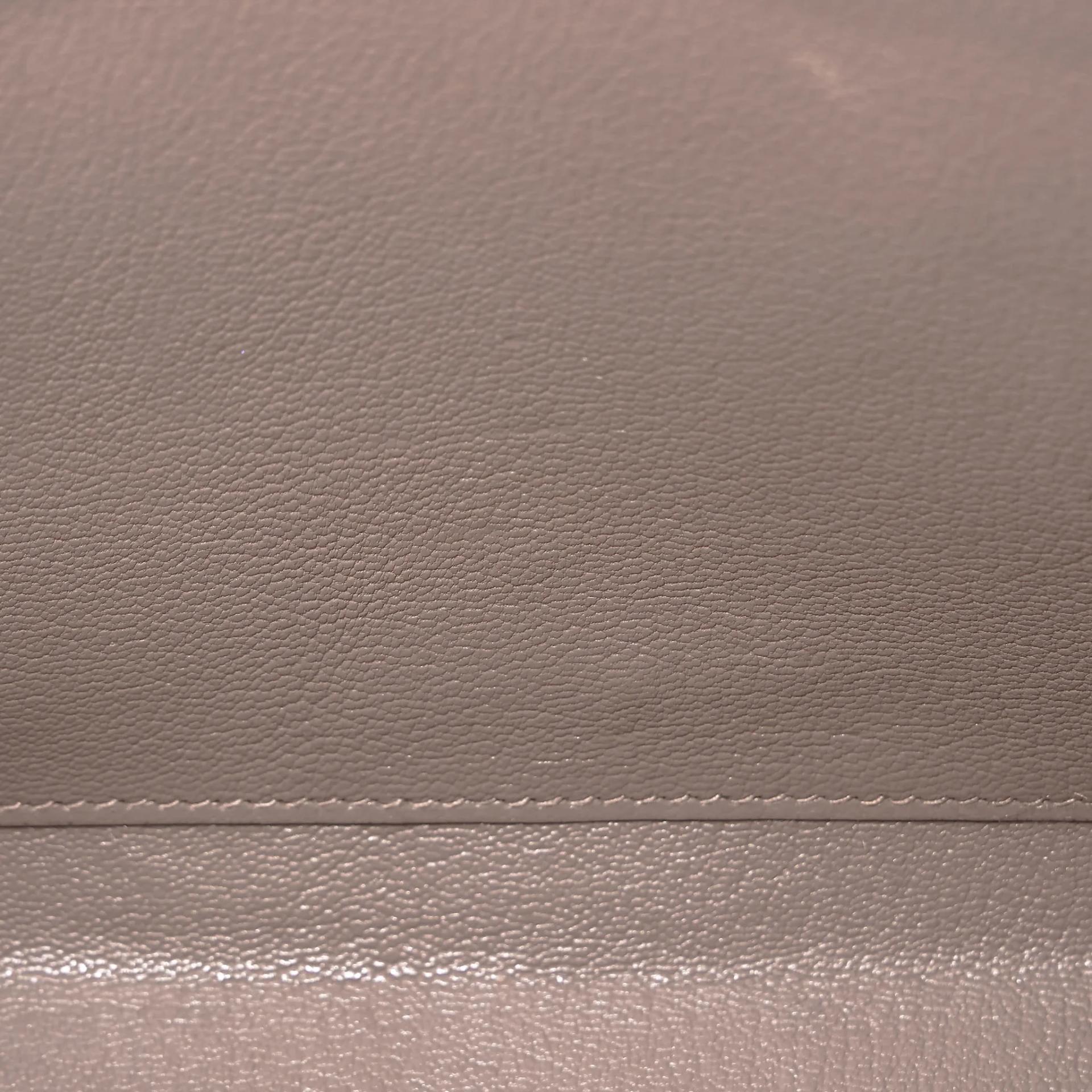 Very Good ( Rank A) HERMÈS Kelly 28 Seliier Gris Asphalte (M8) Epsom Gold hardware C (2018) - 37