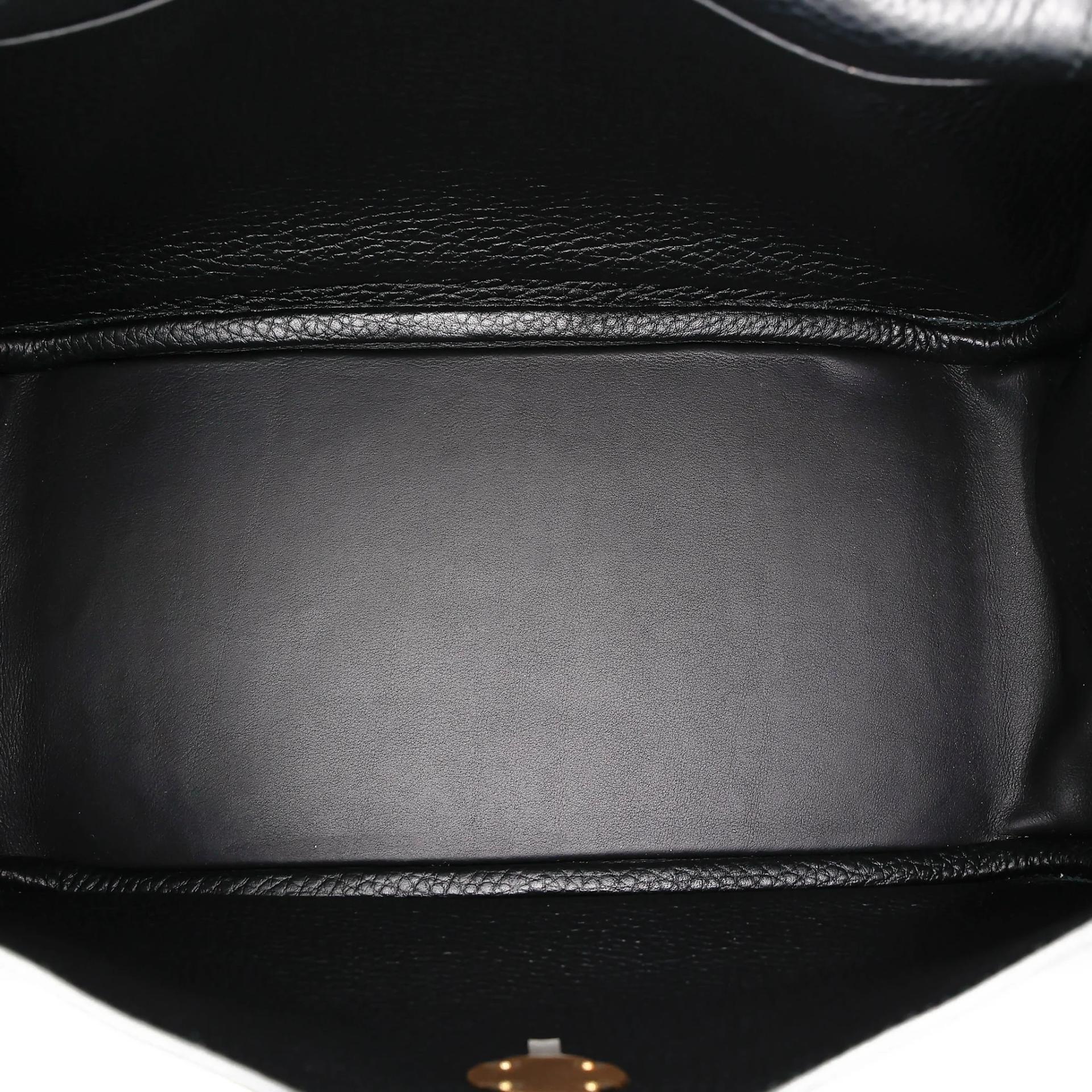 Brand New ( Rank N ) HERMÈS Lindy 26 Noir (89) Clemence Gold hardware G (2026) - 15